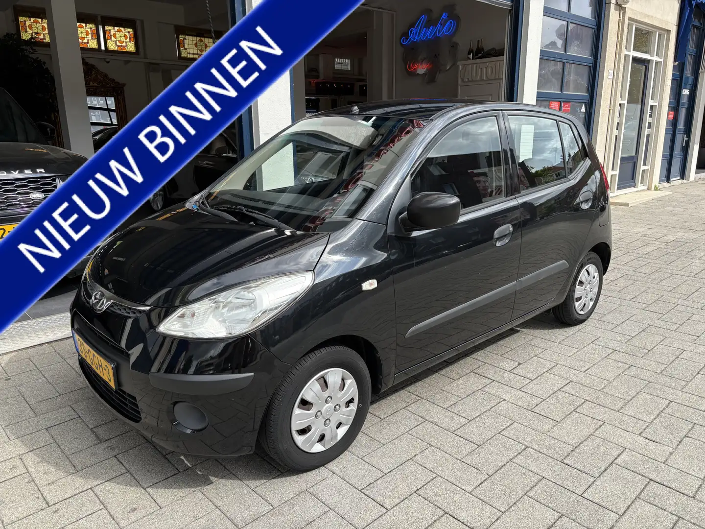 Hyundai i10 1.1 Active Cool AIRCO/NW APK 07-2026 Zwart - 1