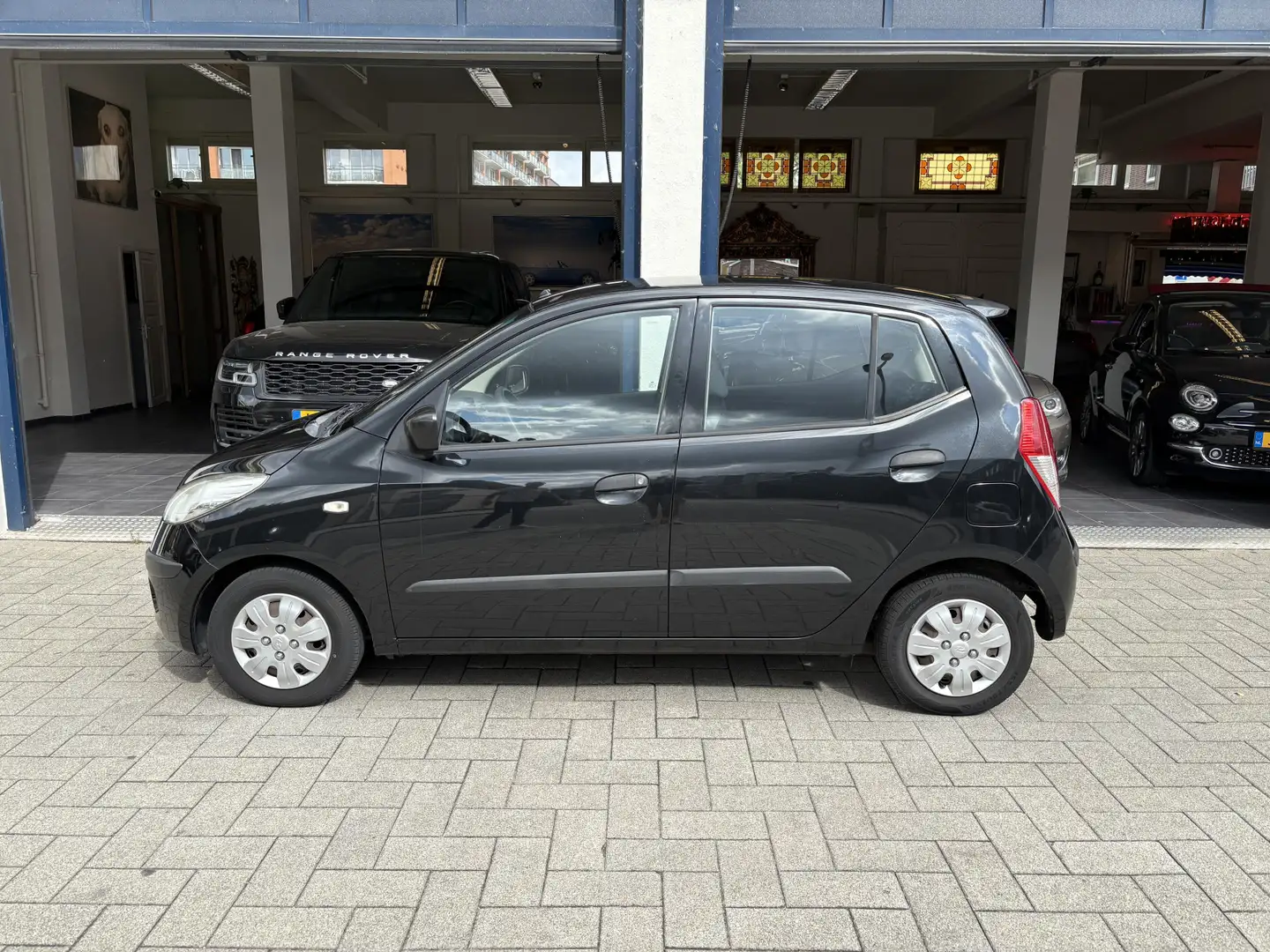 Hyundai i10 1.1 Active Cool AIRCO/NW APK 07-2026 Zwart - 2