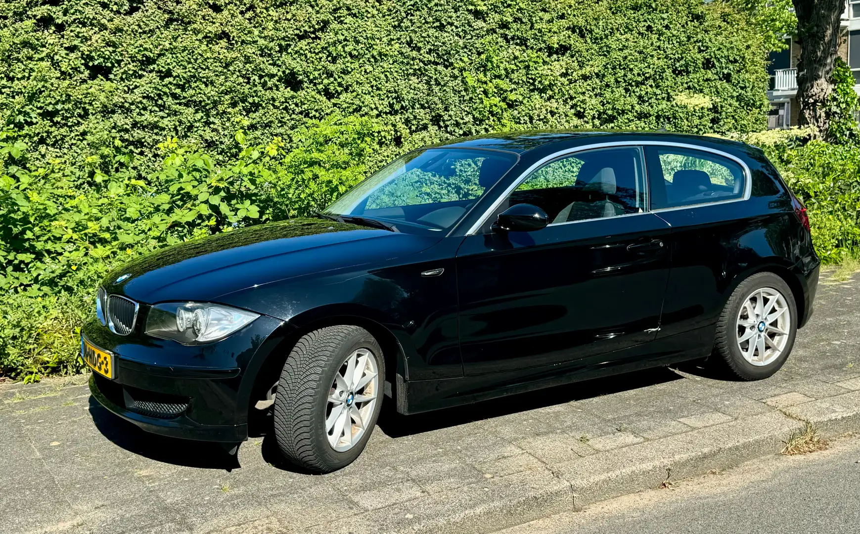 BMW 116 116i Introduction YOUNGTIMER Zwart - 1