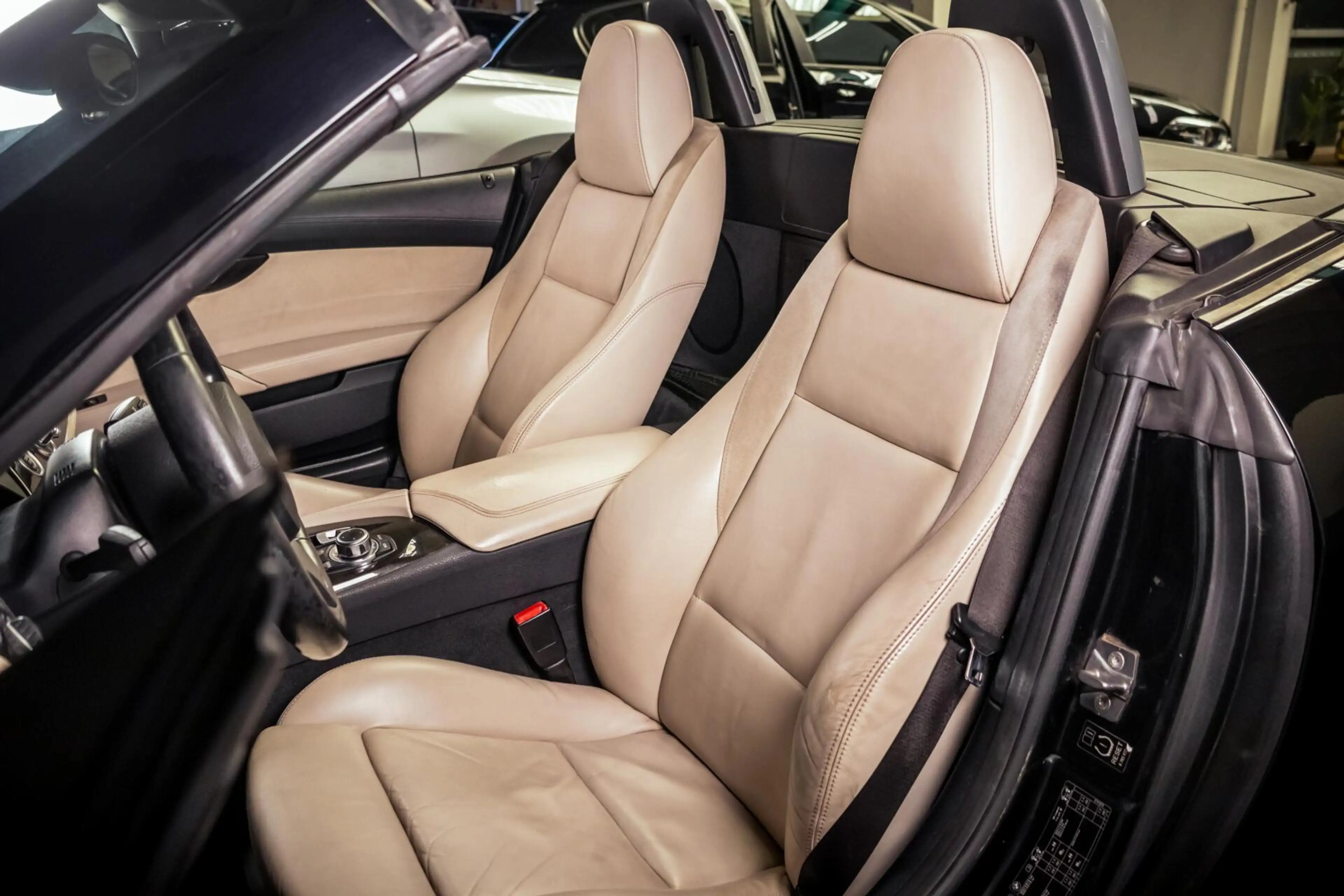 BMW Z4 Roadster sDrive23i 3X M-Sport|Keyless|6-Cil Handba — photo 3