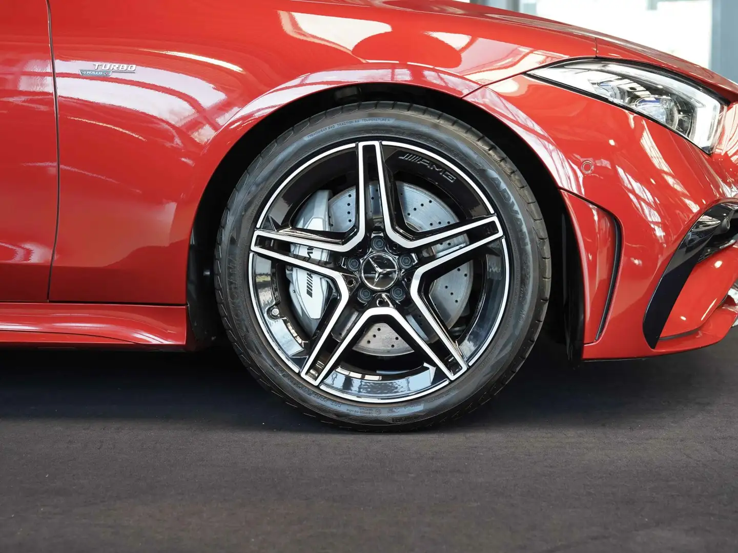 Mercedes-Benz CLS 53 AMG CLS 53 AMG 4M+ macchiato Holz Sen Burmester Memo crvena - 2