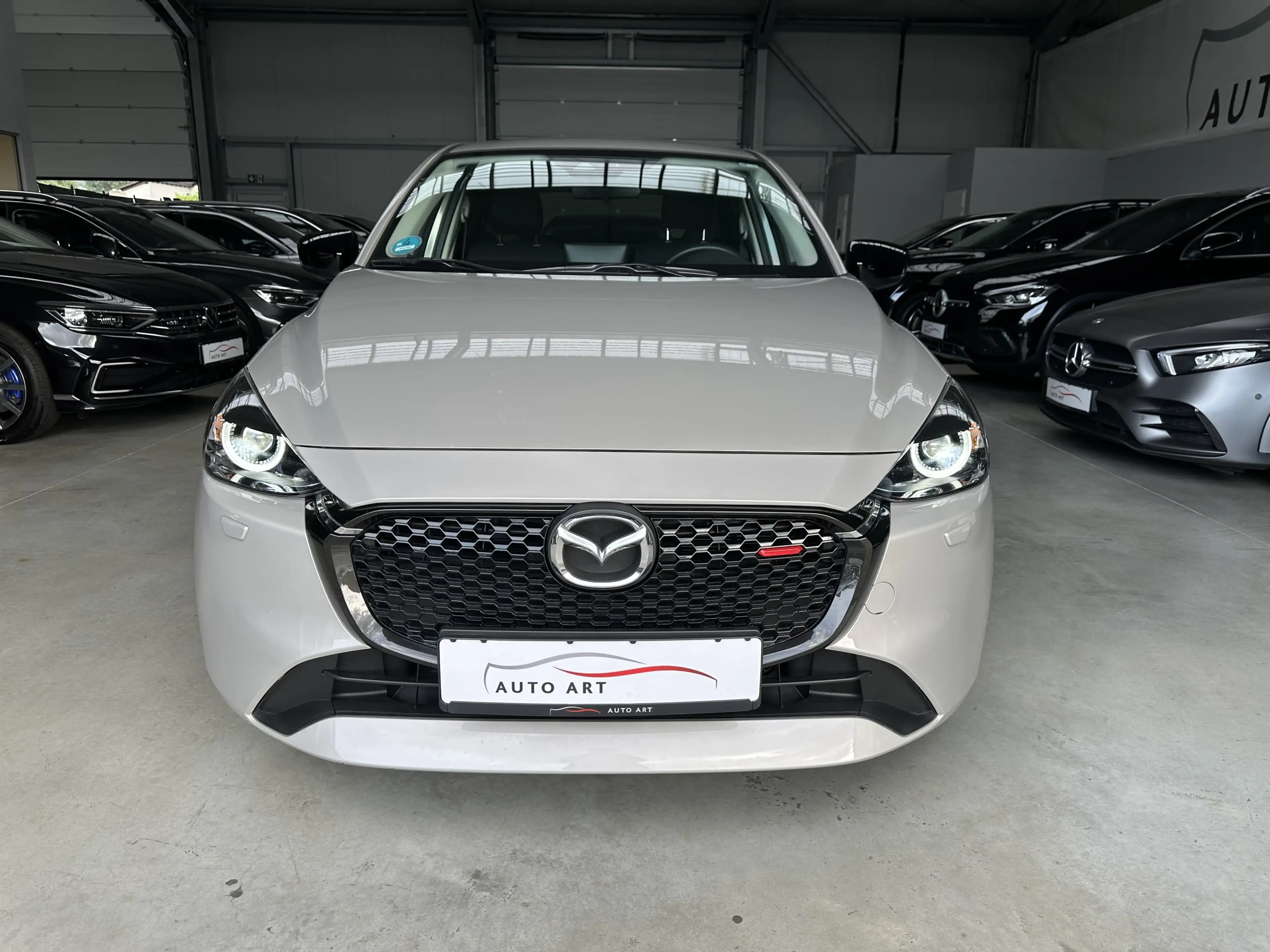 Mazda 2 Homura Navi LED CarPlay Tempomat Kamera — photo 2