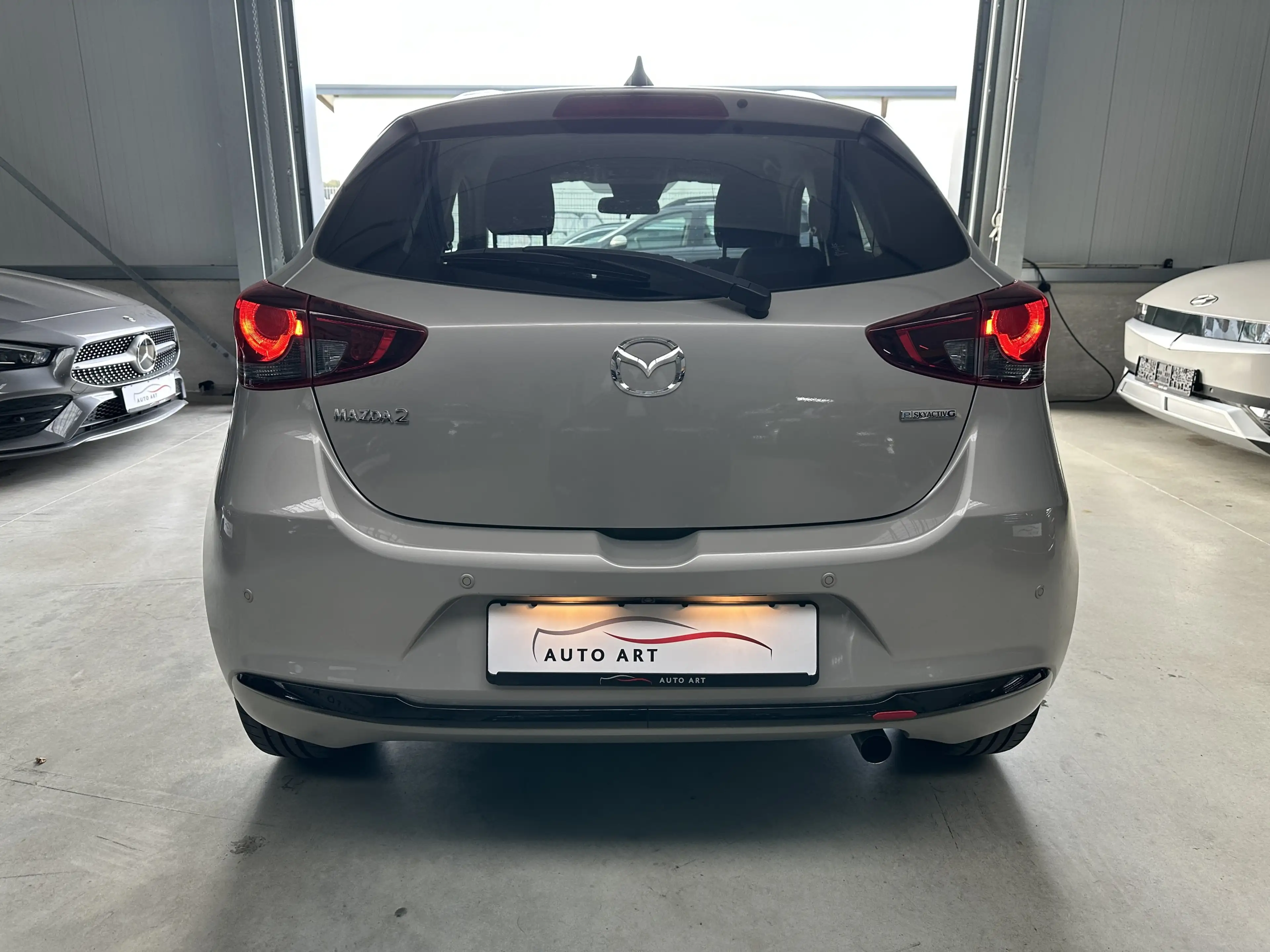 Mazda 2 Homura Navi LED CarPlay Tempomat Kamera — photo 5