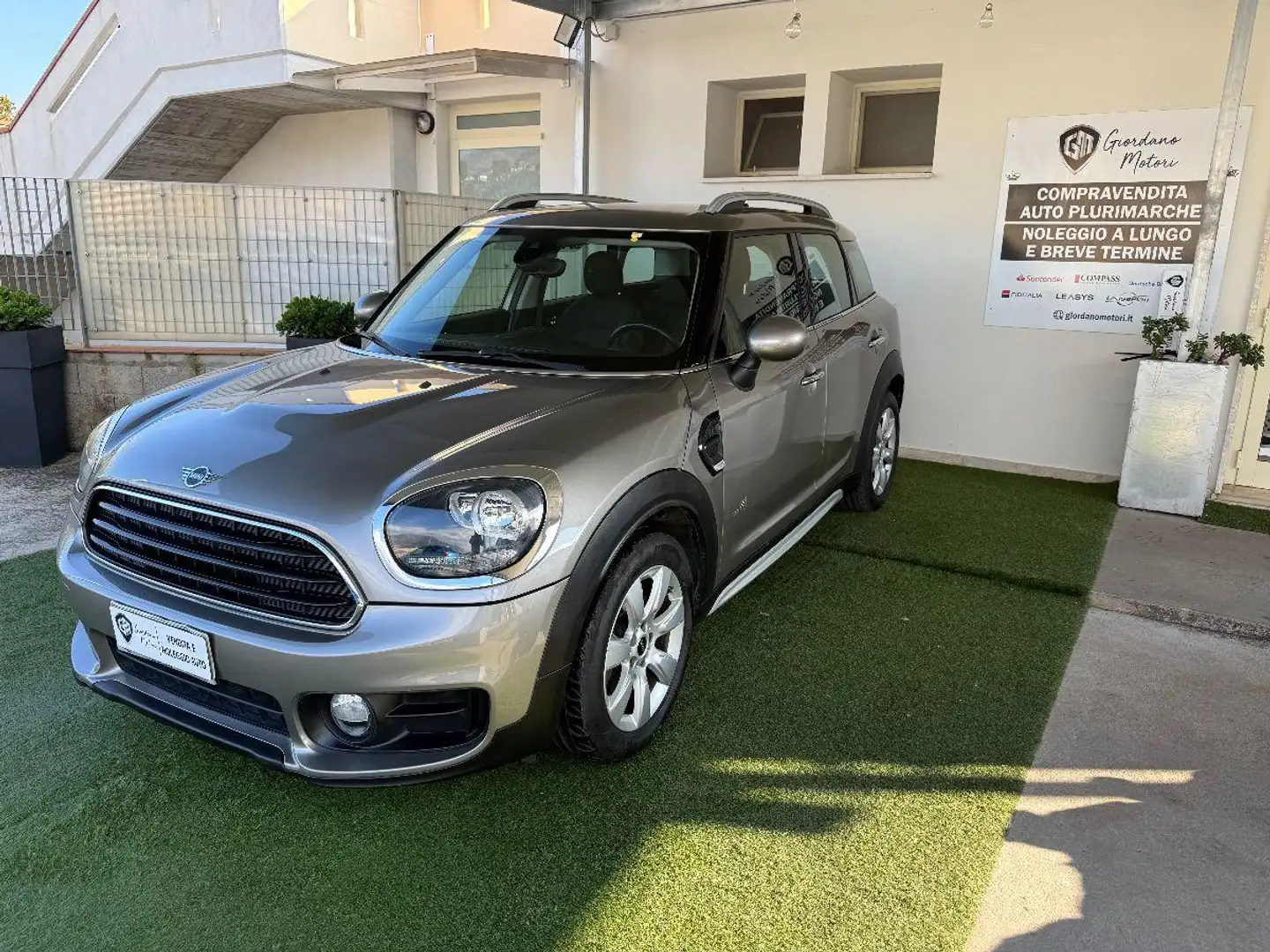 MINI Cooper D Countryman Mini  2.0 Cooper D Business all4 auto my18 Grigio - 1