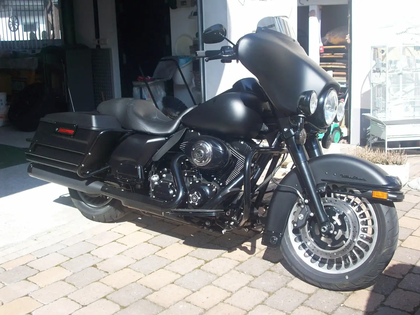 Harley-Davidson Electra Glide FLHTCU Denim Black Street Glide Umbau Negru - 2