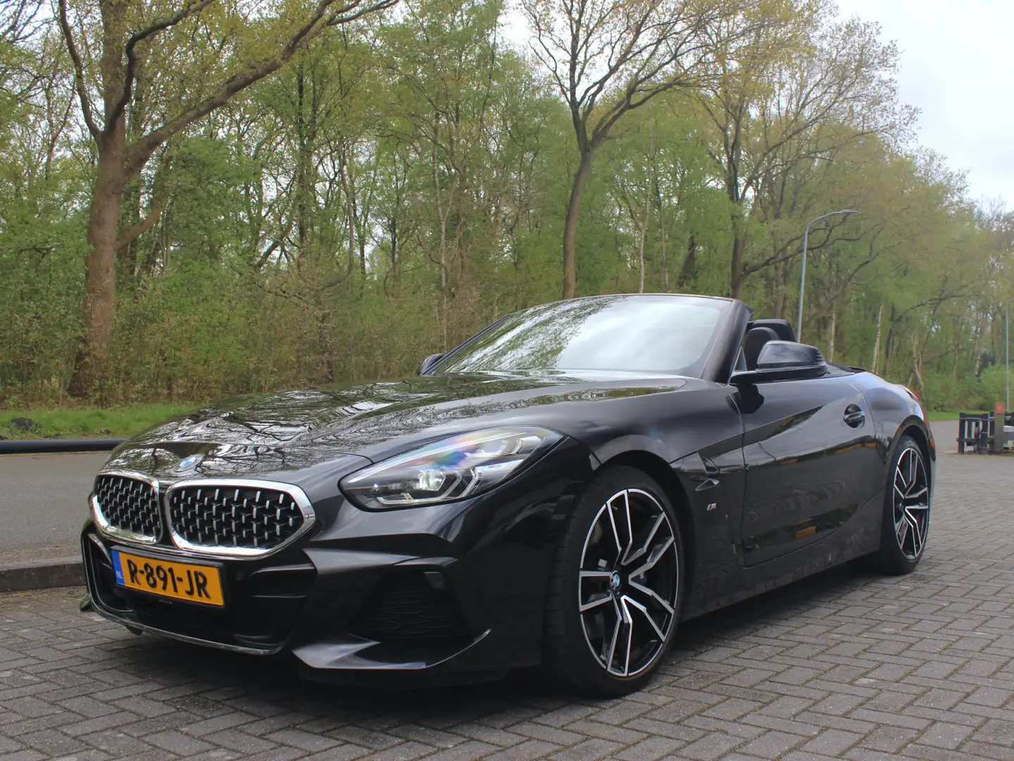 BMW Z4 G29 Roadster sDrive30i ACC DAB Harman/Kardon Zwart - 2