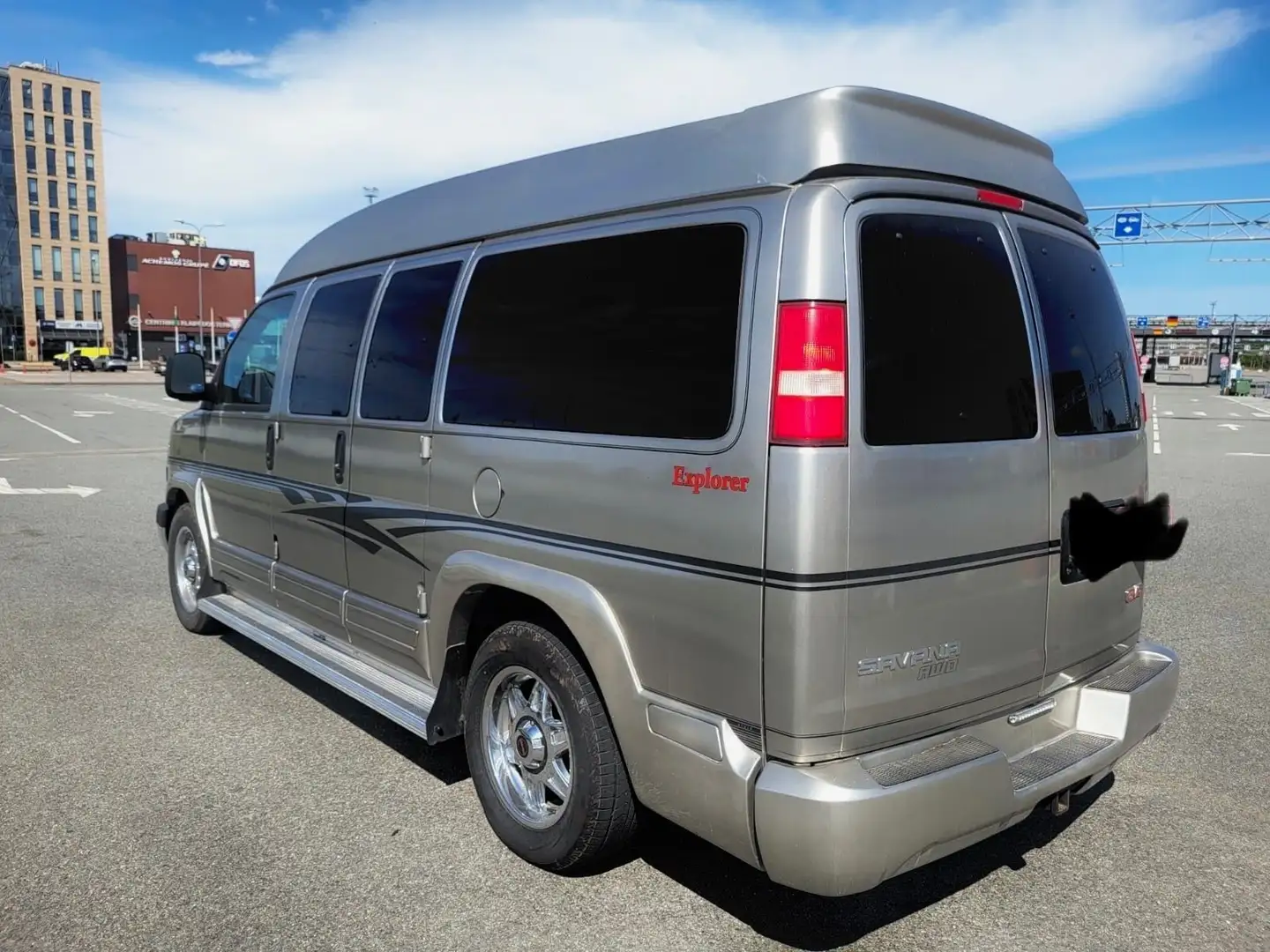 GMC Savana 5,3l V8 Explorer Limited AWD/4X4 - 2