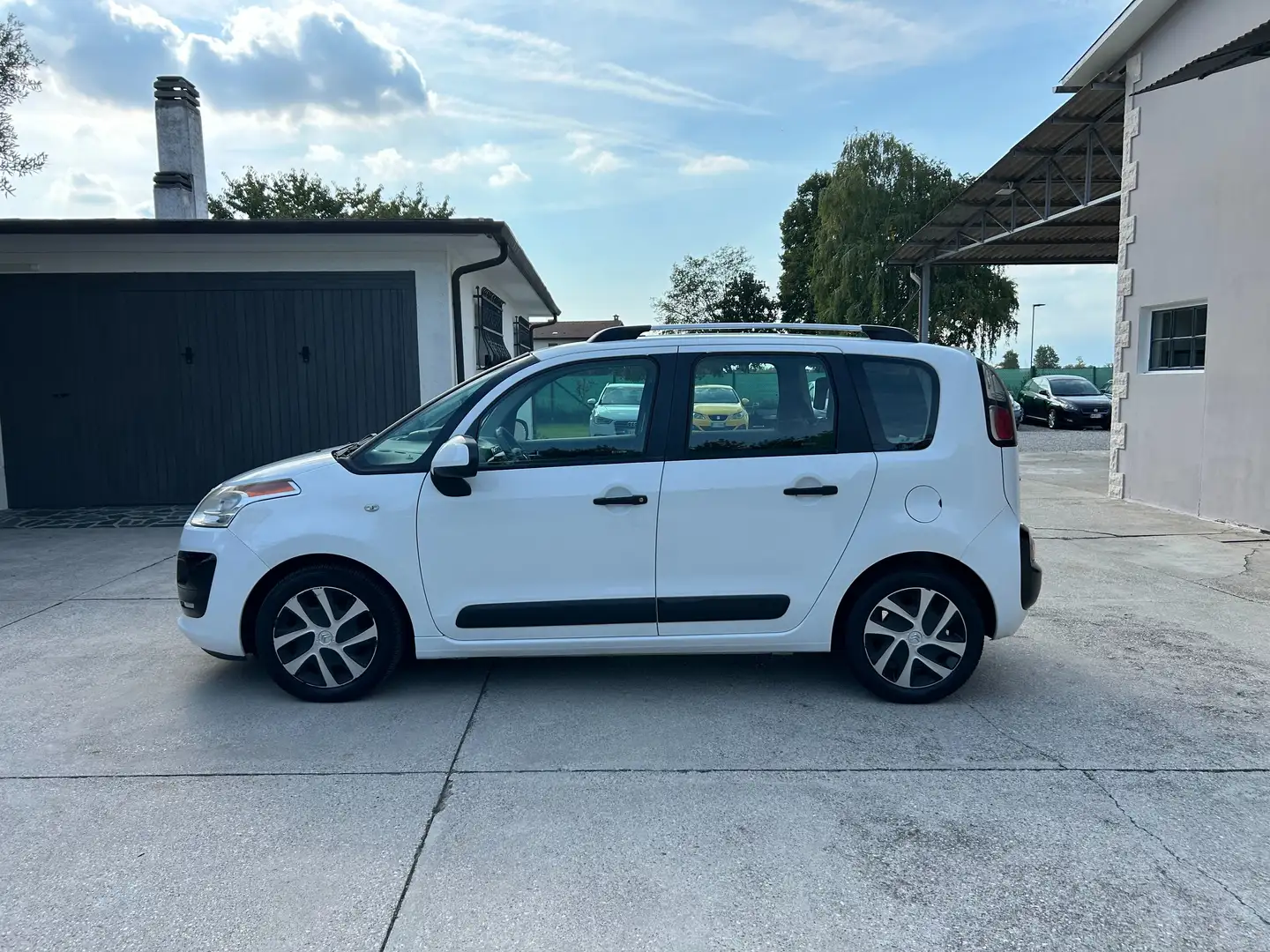 Citroen C3 Picasso 1.4 vti Seduction FL Euro5 Neopatentati Bianco - 2