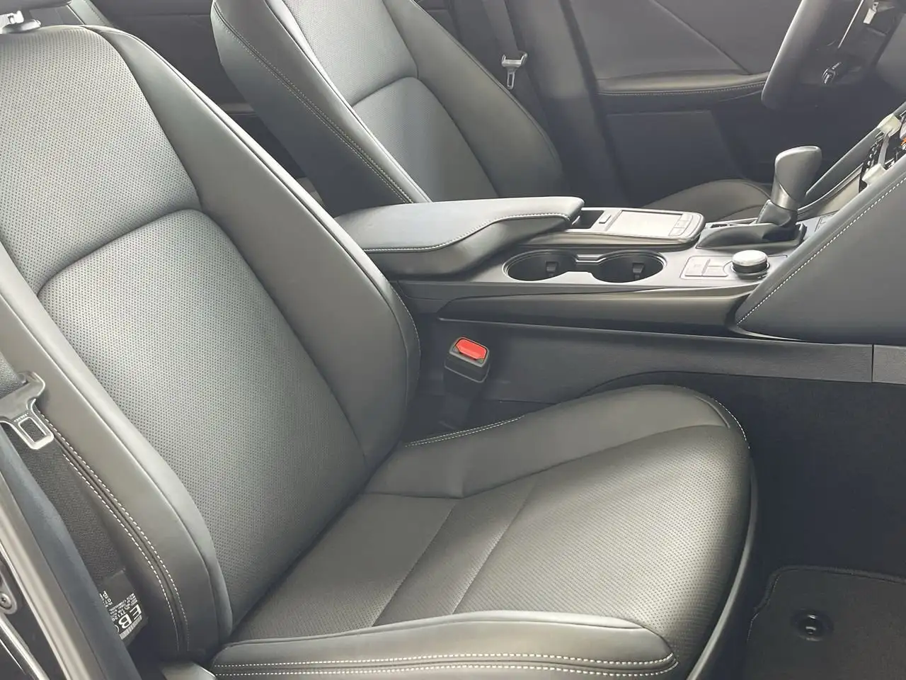 Lexus IS снимка Lexus IS