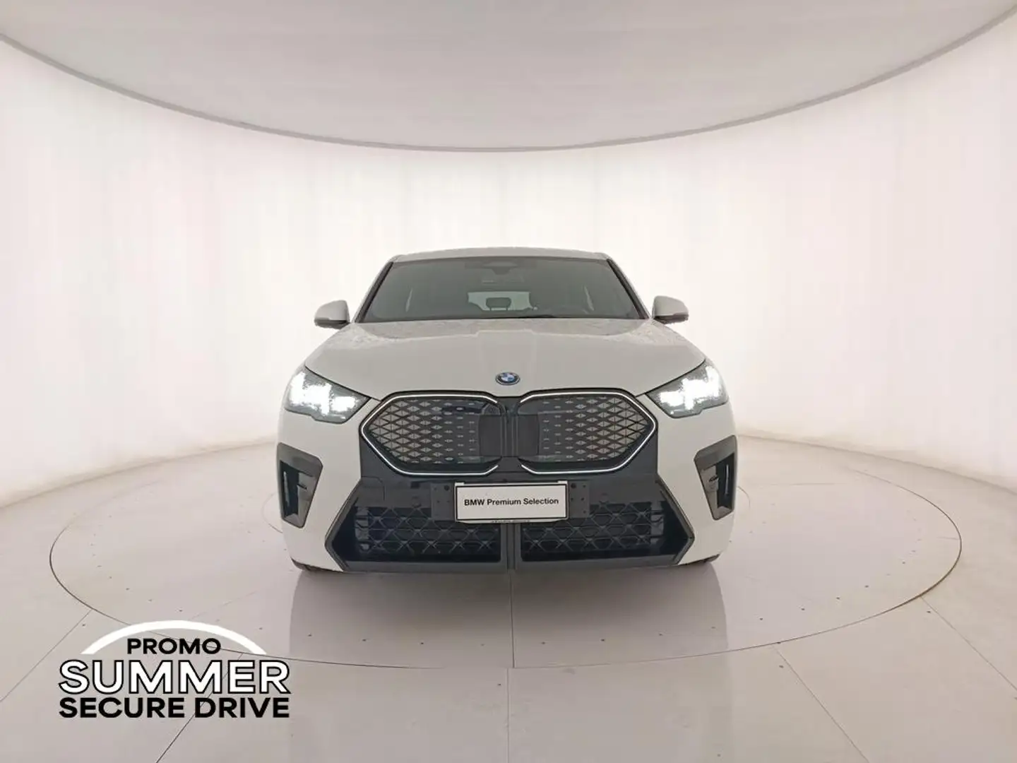 BMW iX2 xdrive 30 MSport Pro - 2