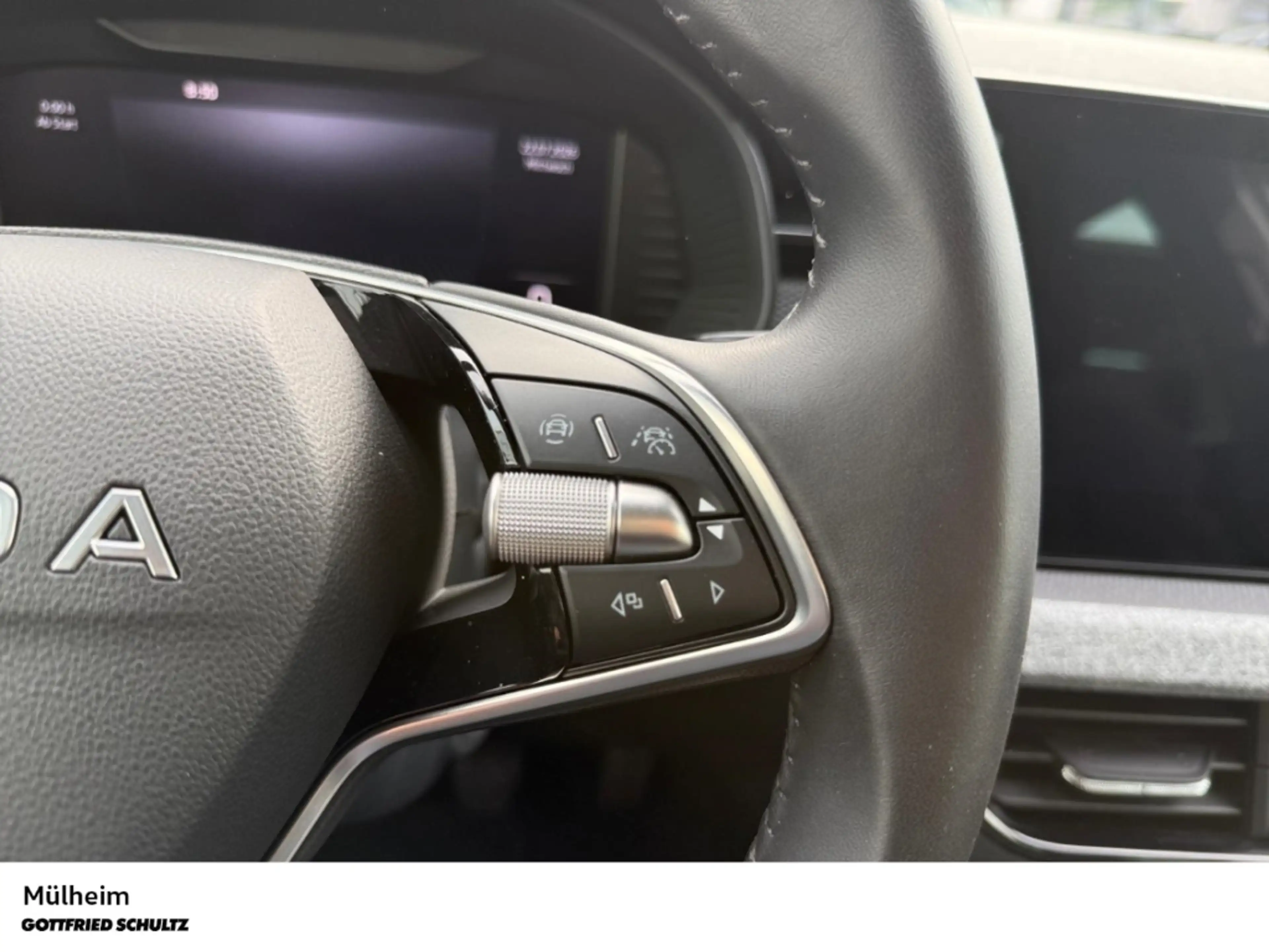 Skoda Kamiq Tour 1.0 TSI LED NAVI DAB KAMERA — photo 11