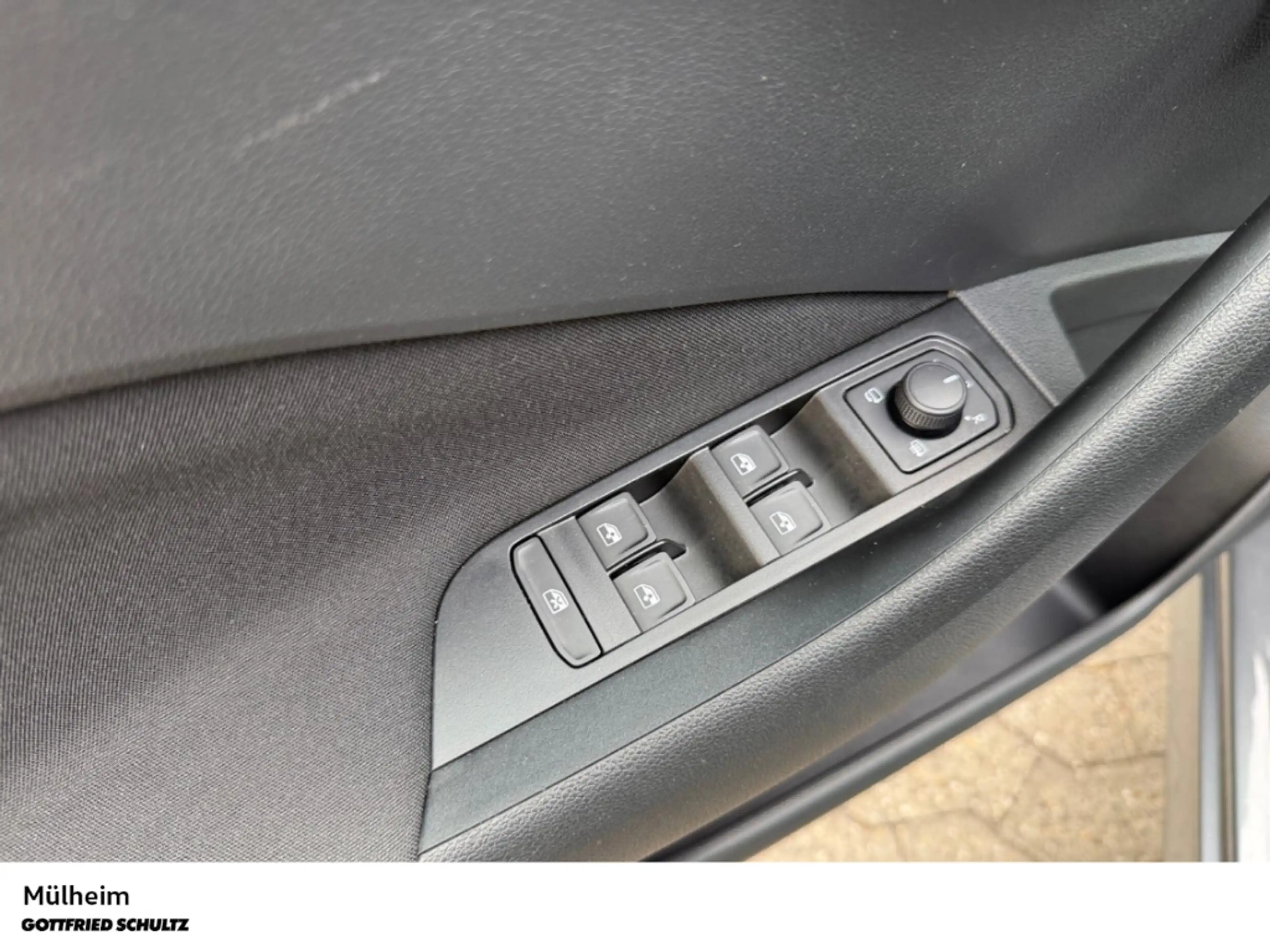 Skoda Kamiq Tour 1.0 TSI LED NAVI DAB KAMERA — photo 10