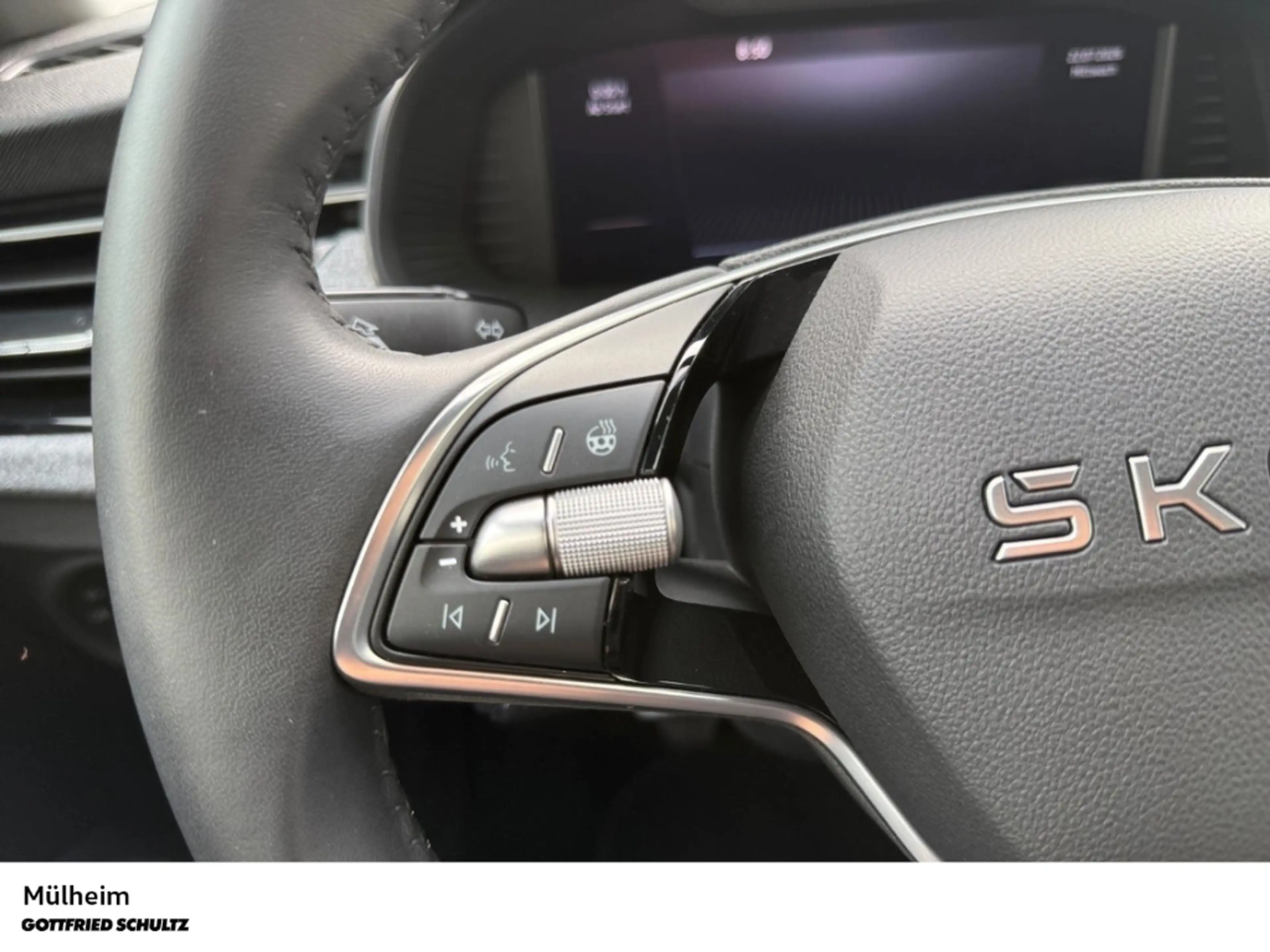 Skoda Kamiq Tour 1.0 TSI LED NAVI DAB KAMERA — photo 12