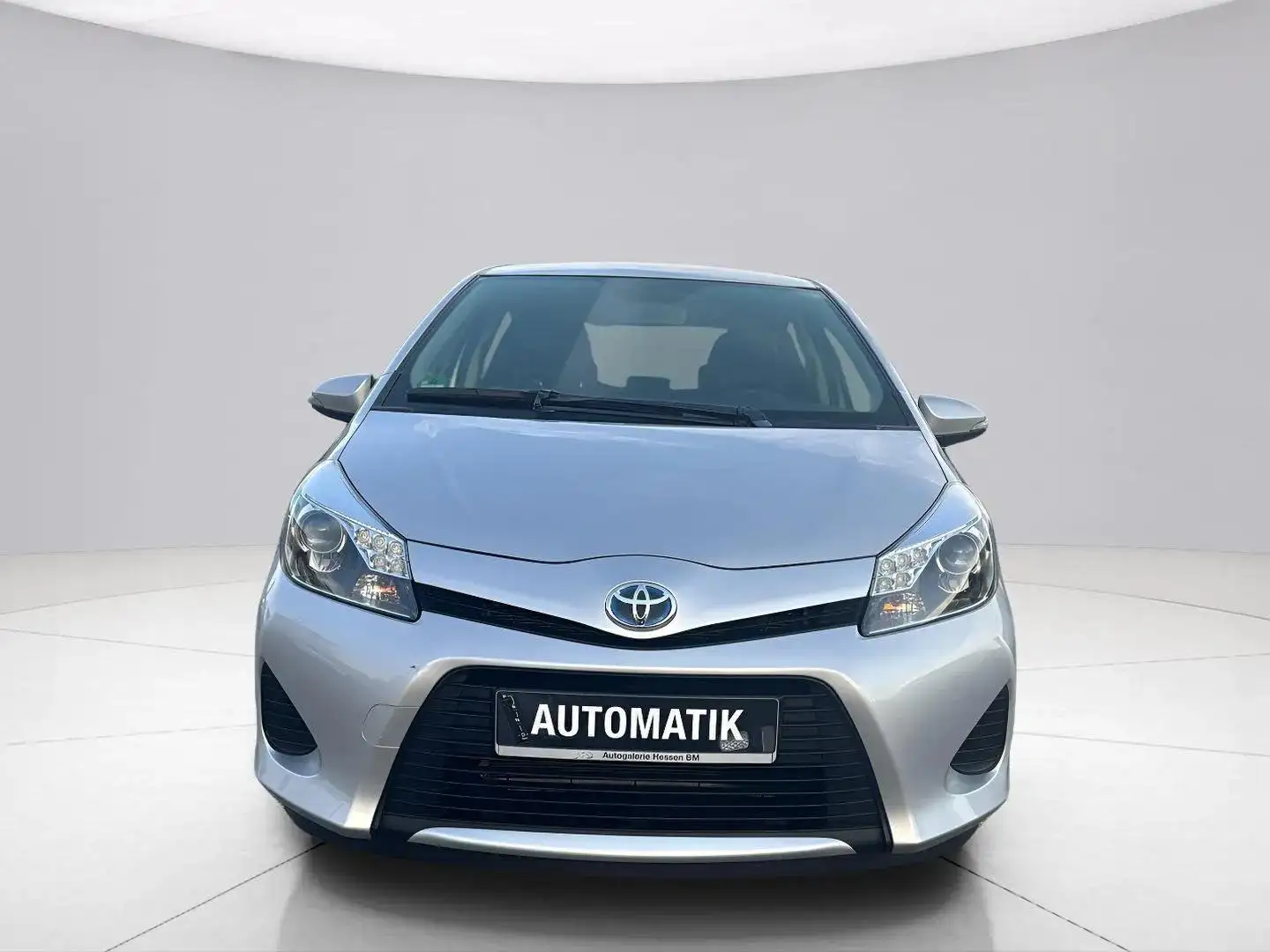 Toyota Yaris Hybrid Life*Automatik*1.Hand*Kamera*BT*Scheckheftg Grau - 2