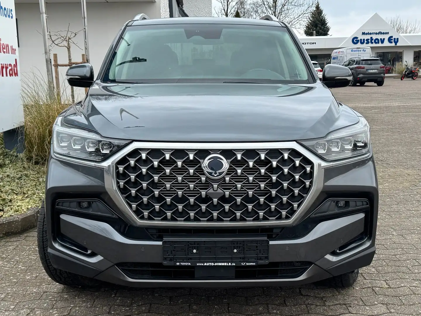 SsangYong Rexton 2.2 e-XDi 4WD KAMERA  NAVI LEDER Grau - 2