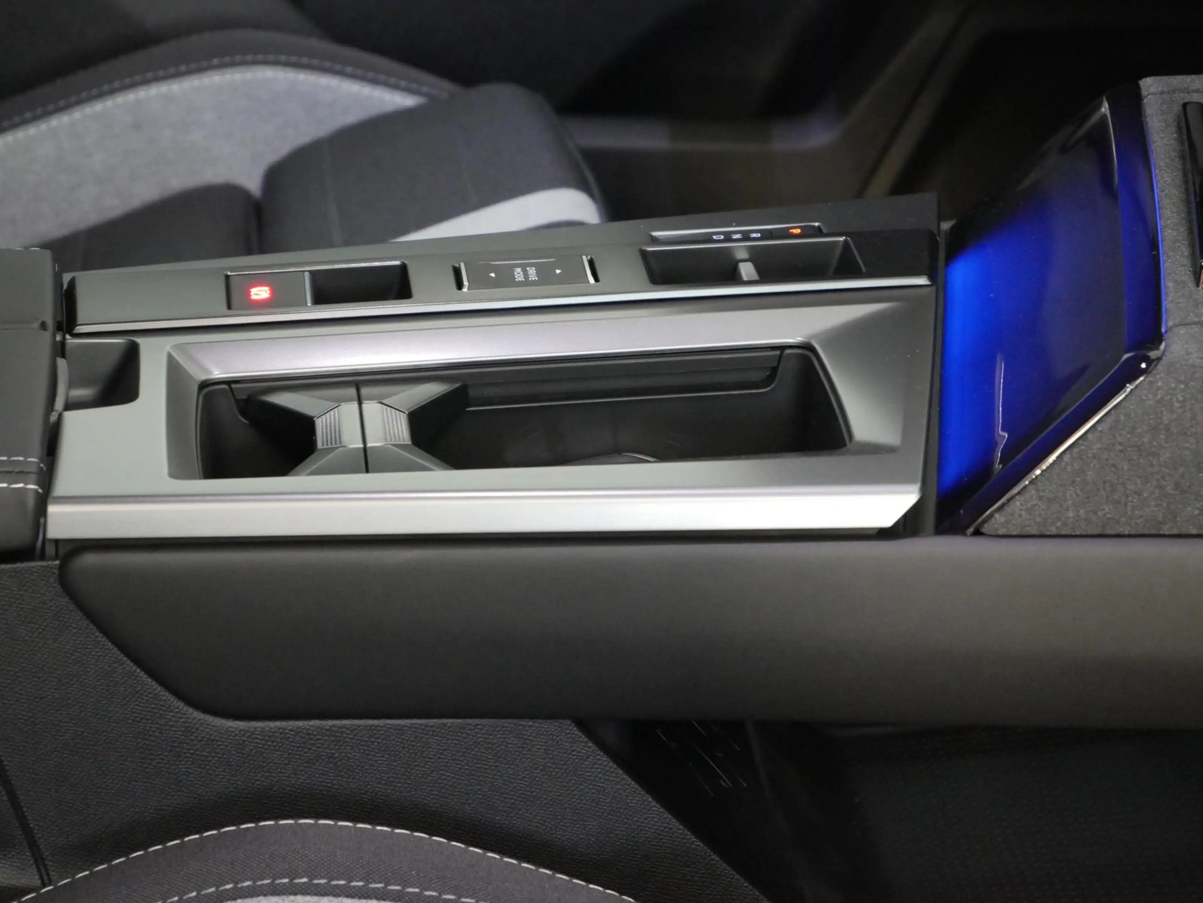 Opel Grandland Electric Edition | AHK  | Navi | SHZ — photo 8