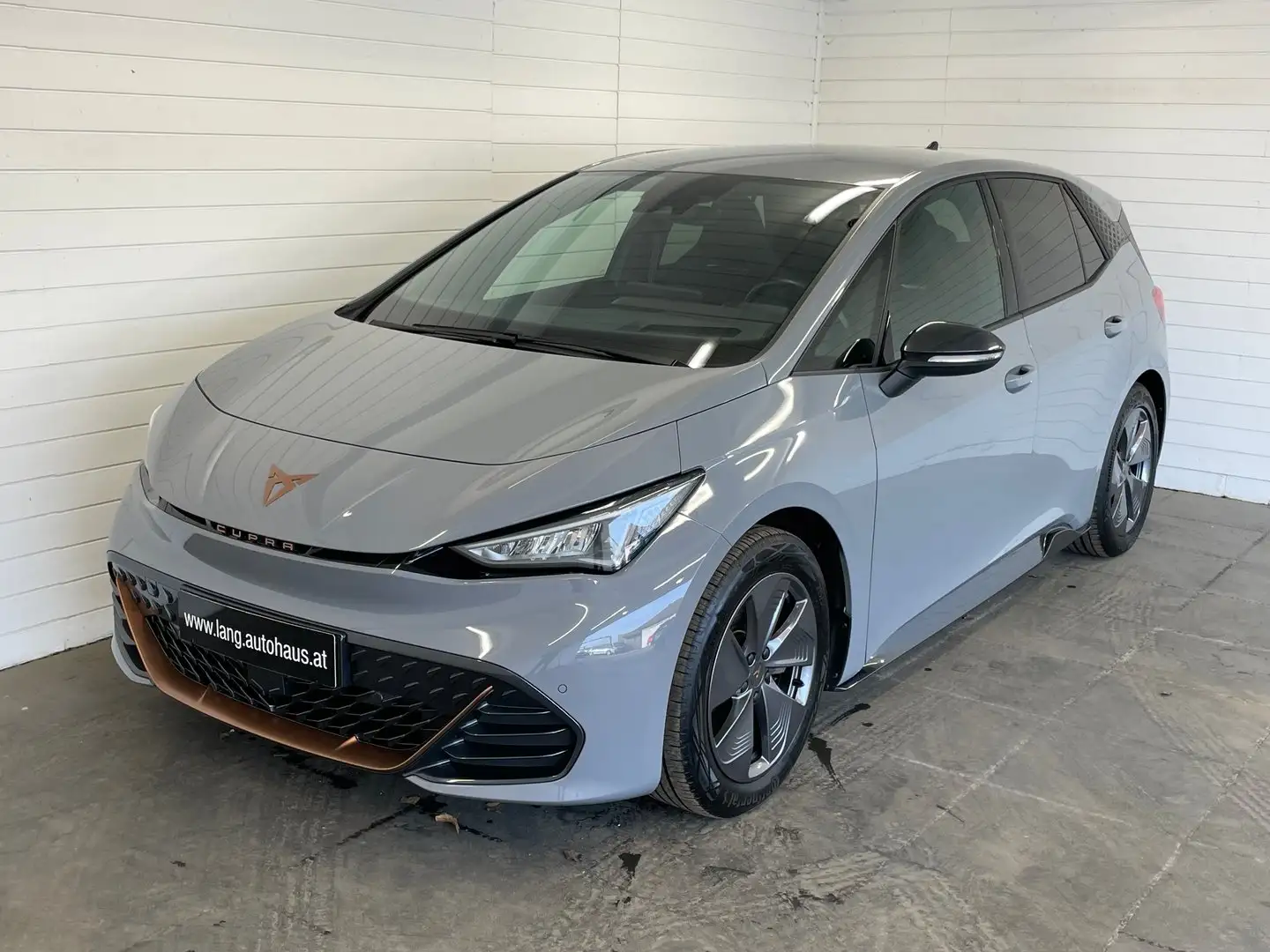CUPRA Born 58/62 150kW/204PS Grau - 1
