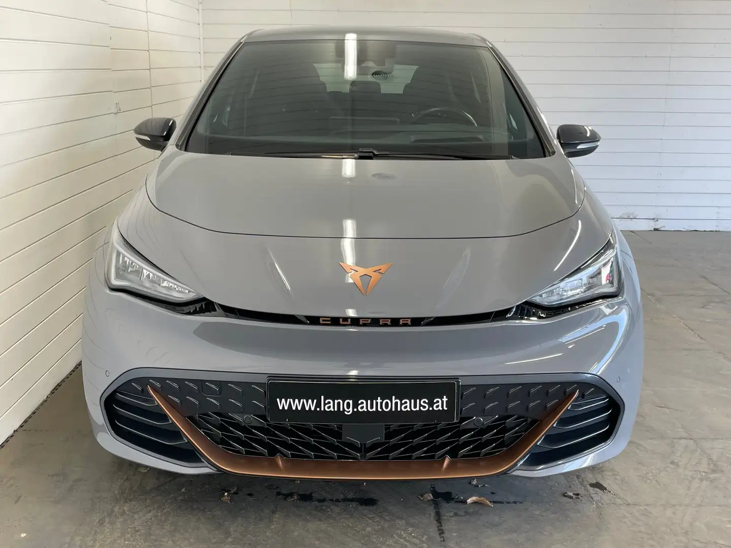 CUPRA Born 58/62 150kW/204PS Grau - 2