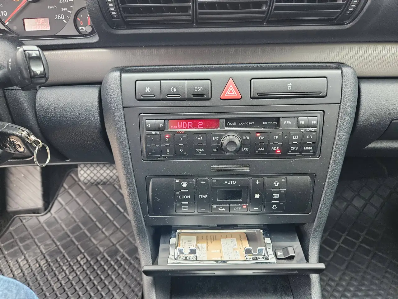 Audi A4 B5 1,8Turbo Limo Facelift Autom 156000KM, foto 11