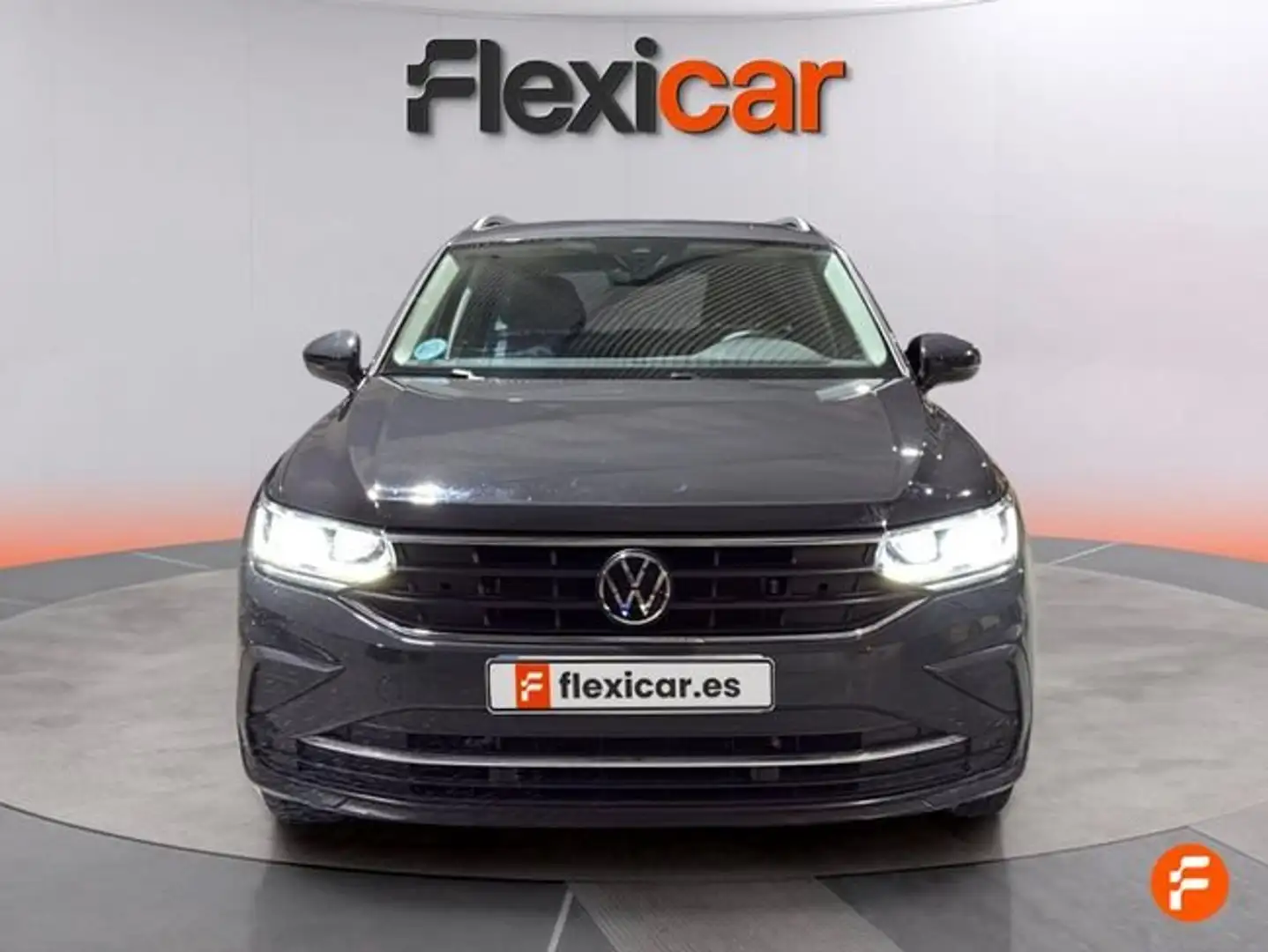 Volkswagen Tiguan 1.5 TSI Life DSG 110kW Gris - 2