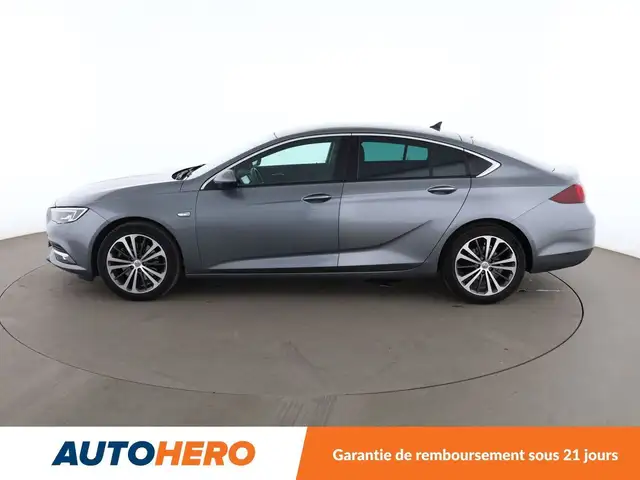 Opel Insignia view 3