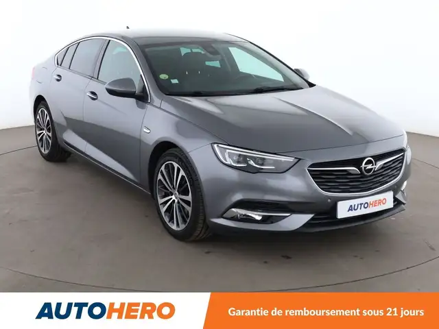 Opel Insignia view 8