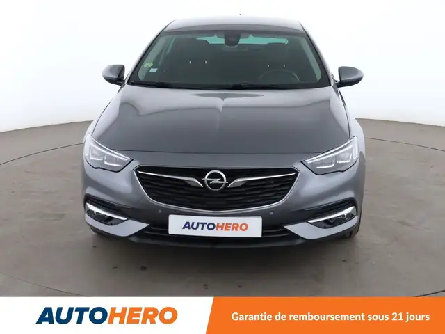 Opel Insignia view 9