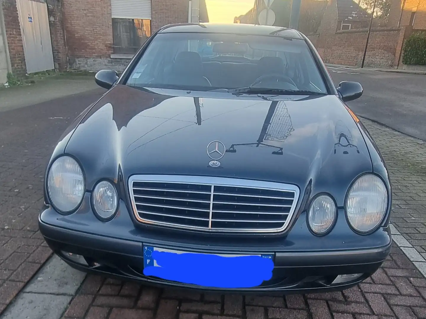 Mercedes-Benz CLK 320 CLK+320+Elegance Grijs - 2
