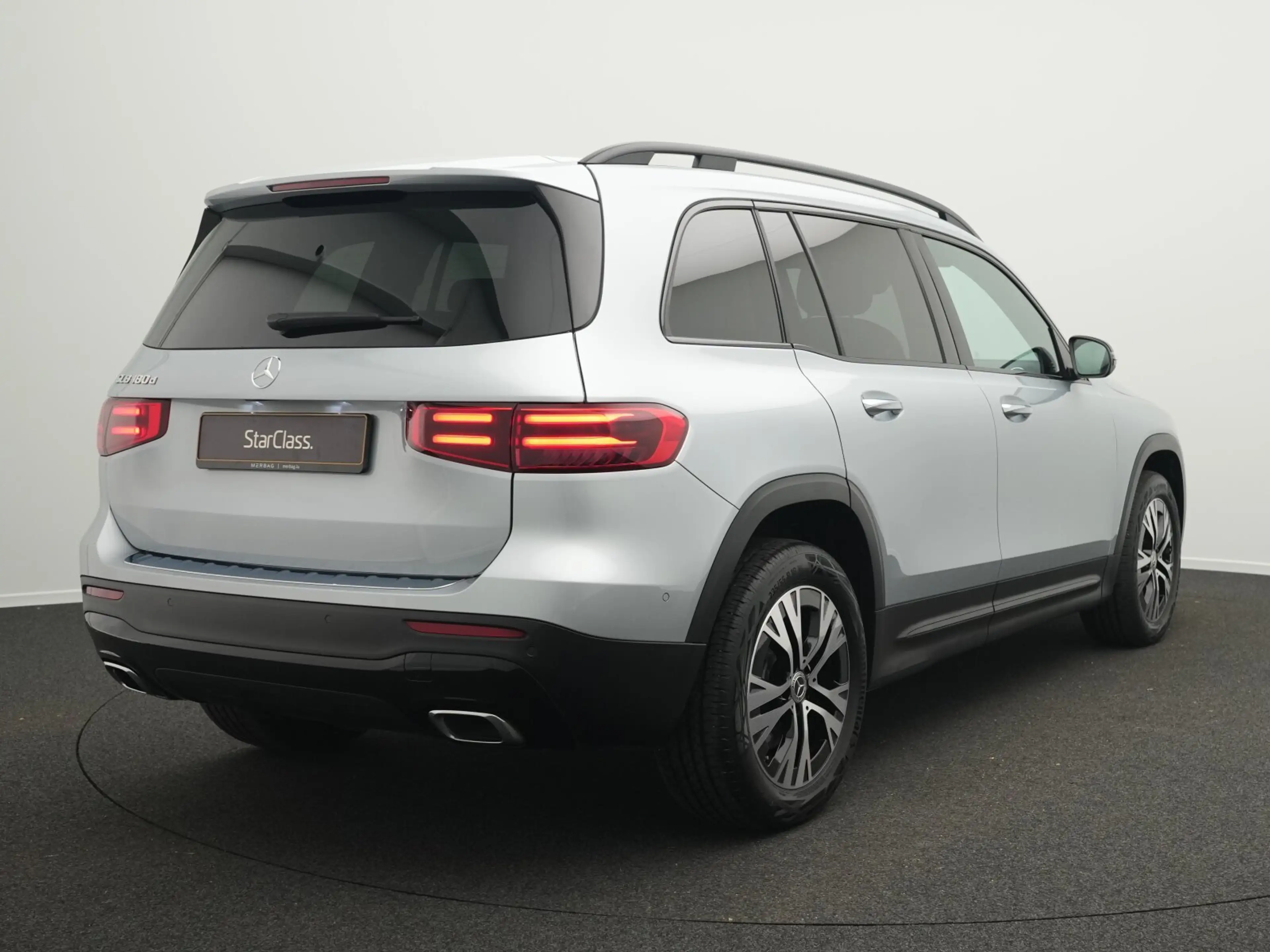 Mercedes-Benz GLB 180 GLB 180 d LED+Night+Kamera+EasyPack Progressive — photo 3