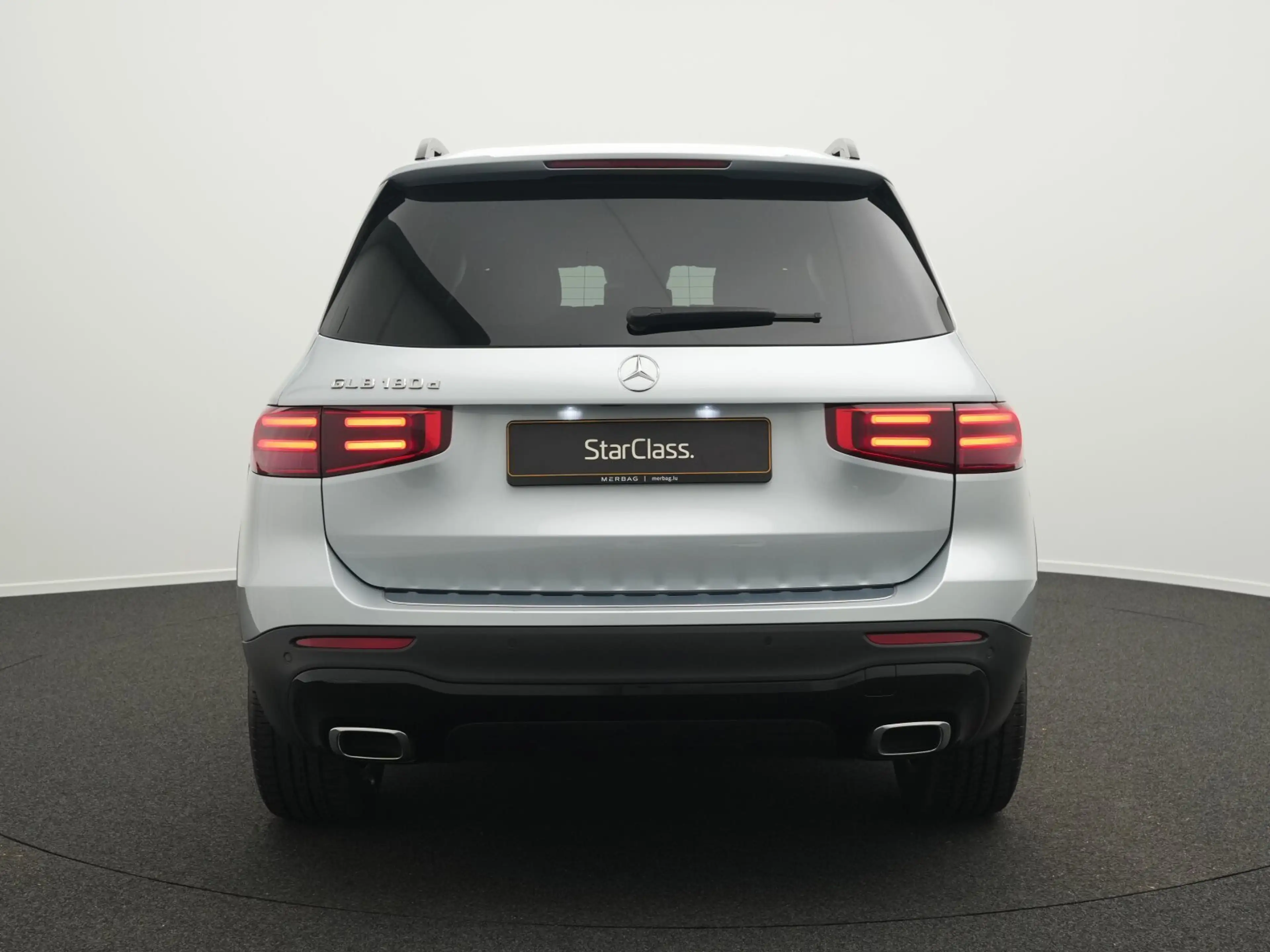 Mercedes-Benz GLB 180 GLB 180 d LED+Night+Kamera+EasyPack Progressive — photo 4