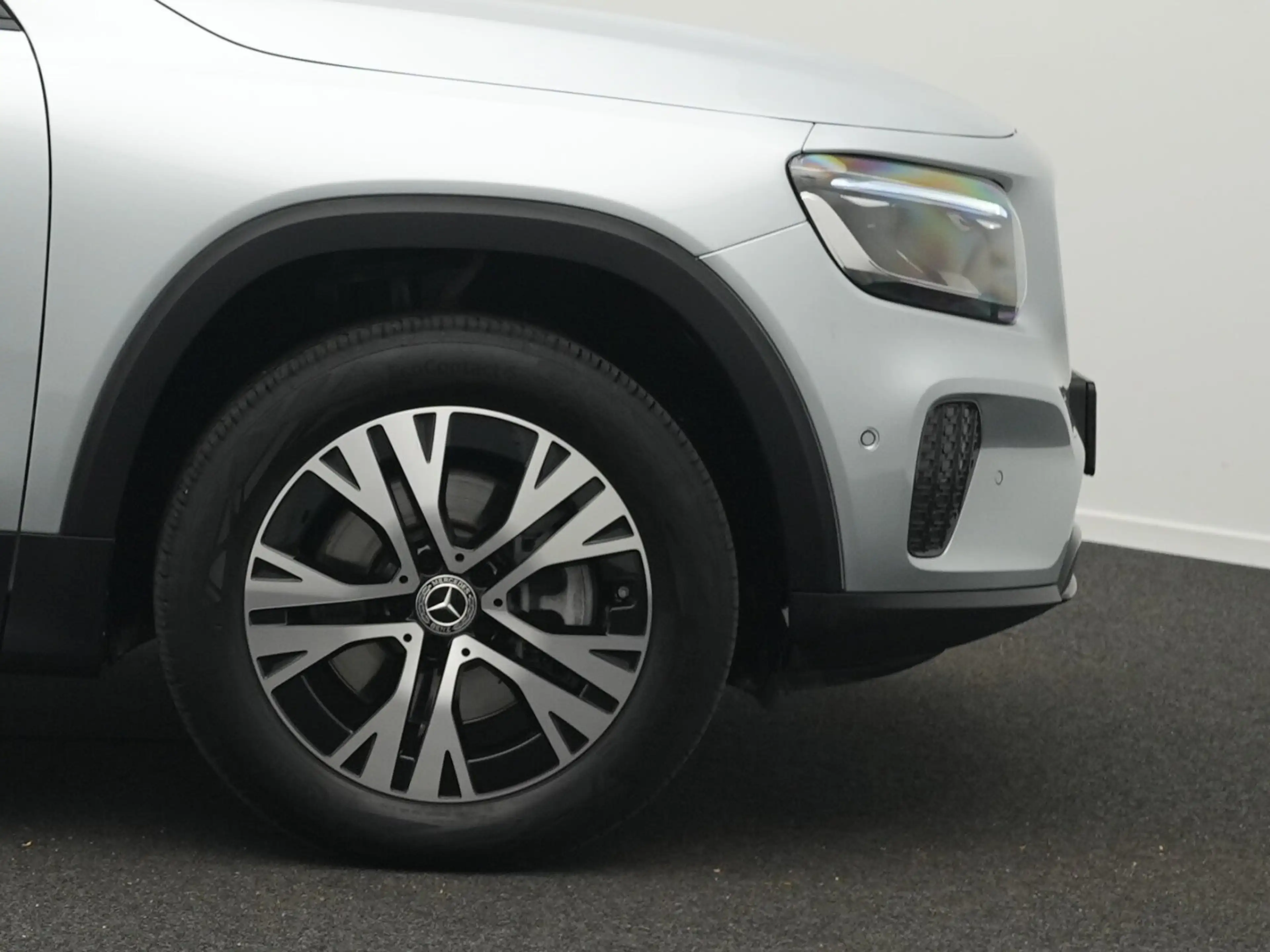 Mercedes-Benz GLB 180 GLB 180 d LED+Night+Kamera+EasyPack Progressive — photo 8