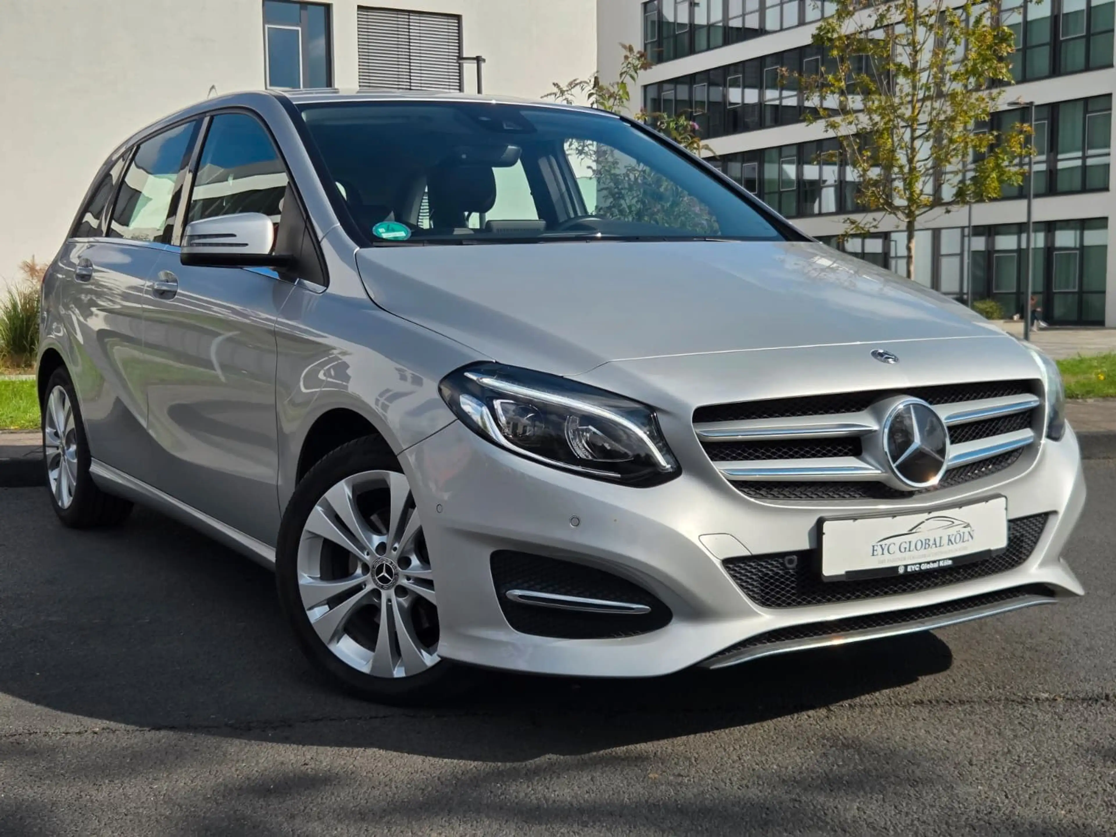 Mercedes-Benz B 200 d Style Edition,Automatik,Standheizung, — photo 2