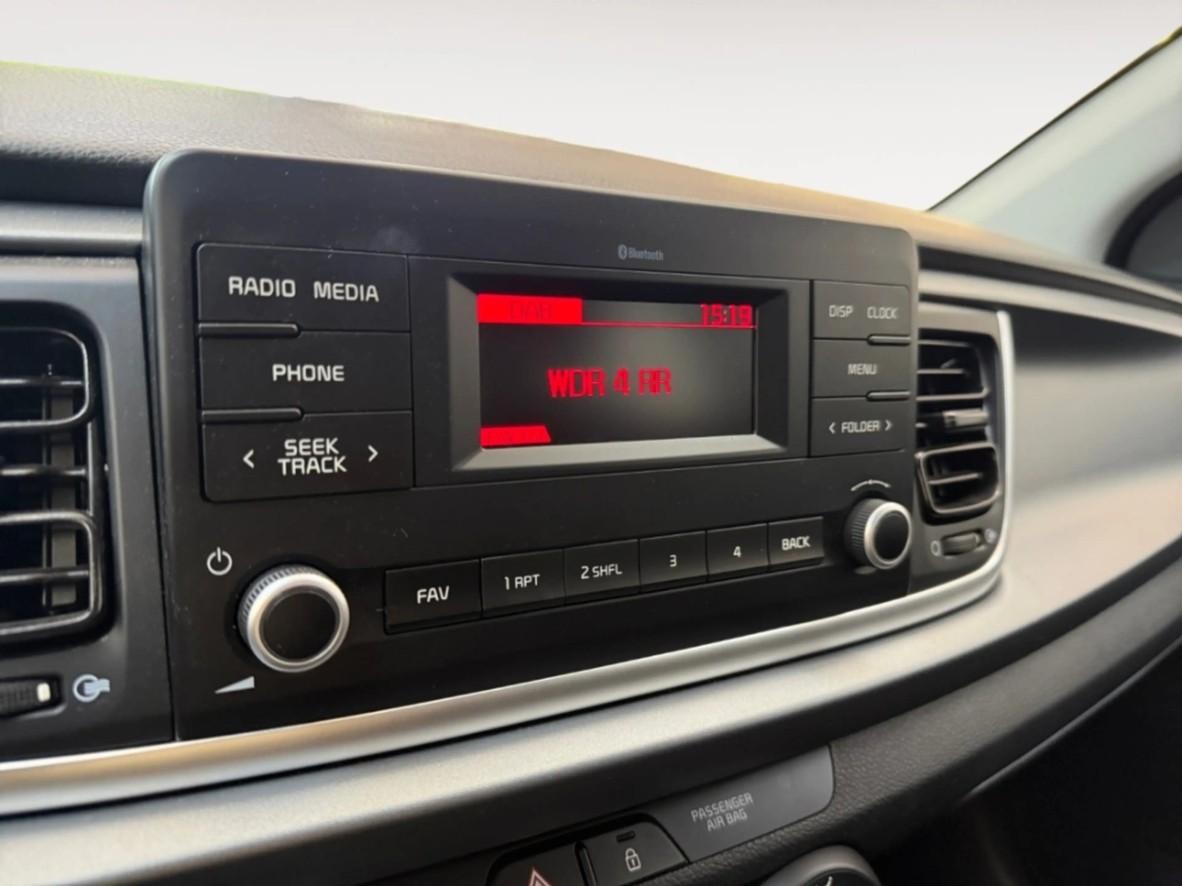 Kia Rio Edition 7 SITZ.HZG TEMPOMAT LENK.HZG PDC BLUETOOTH — photo 10