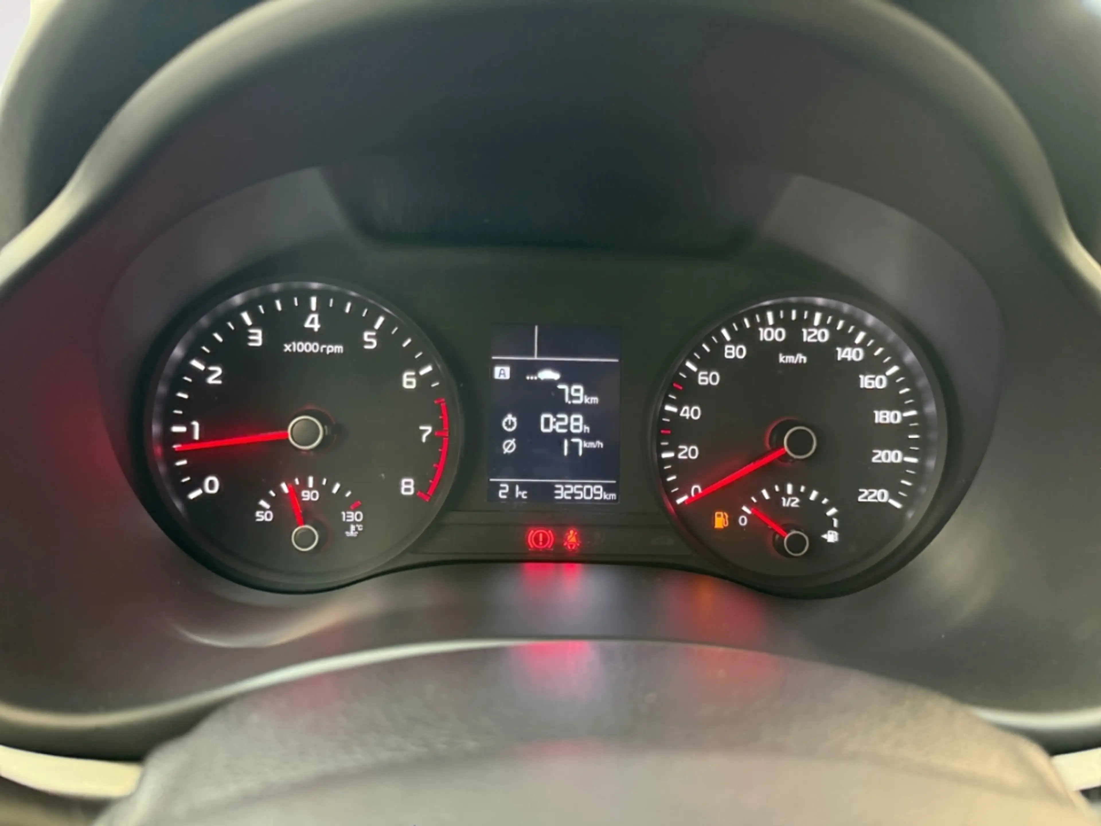 Kia Rio Edition 7 SITZ.HZG TEMPOMAT LENK.HZG PDC BLUETOOTH — photo 11