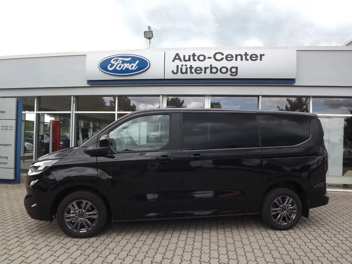 Ford Tourneo Custom 320 L1*4JahreGarantie* Titanium Чёрный - 1