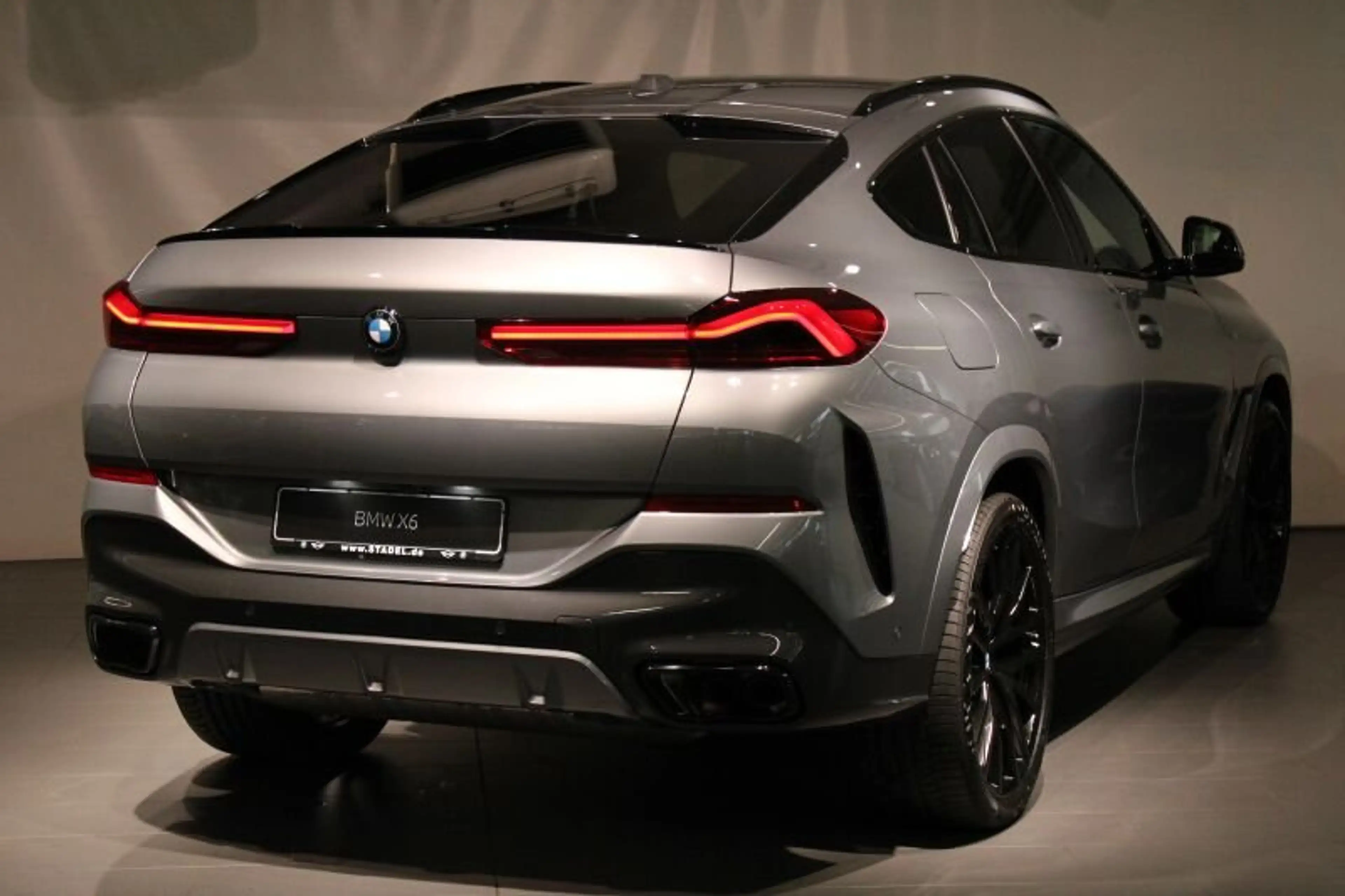 BMW X6 xDrive40i M Sport — photo 4