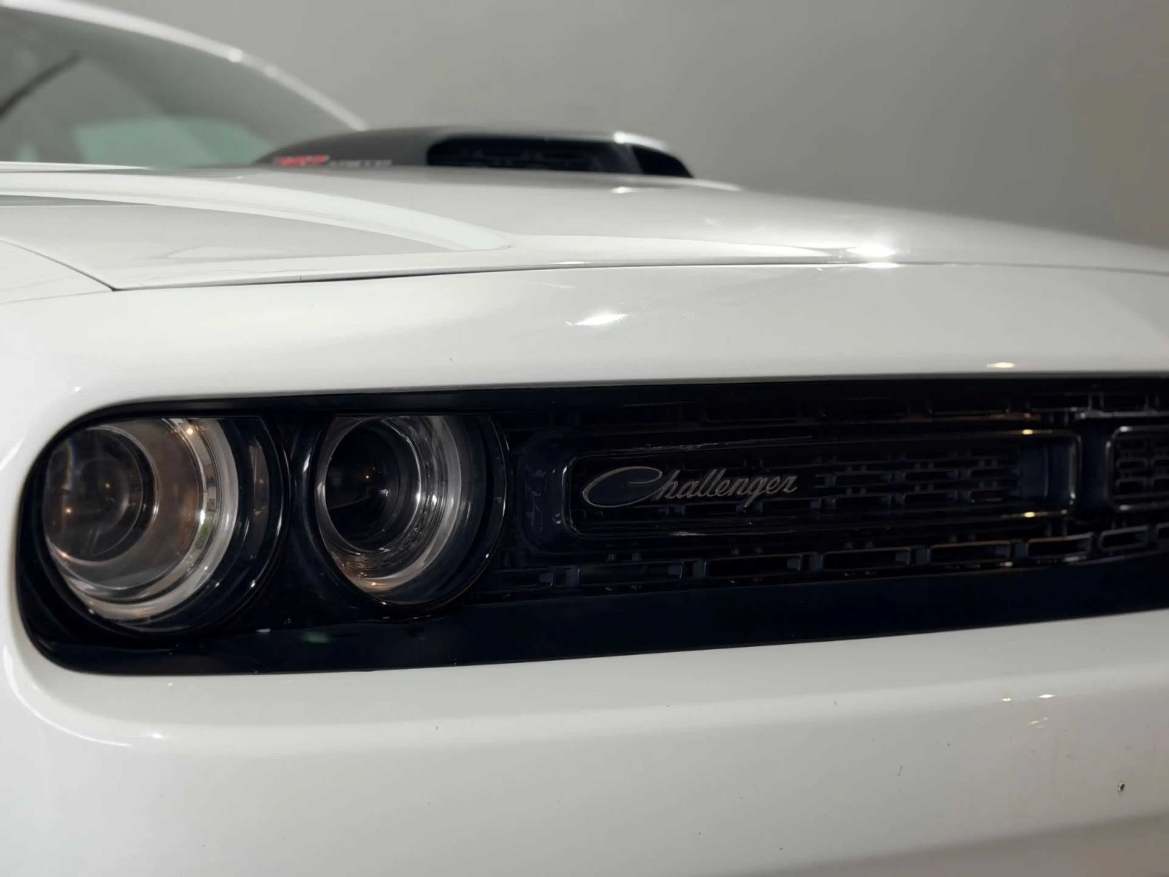 Dodge Challenger 6,4L Shaker PrinsLPG  Kamera Carplay — photo 10