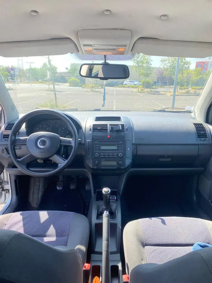 Volkswagen Polo Citadine 3 portes — photo 5