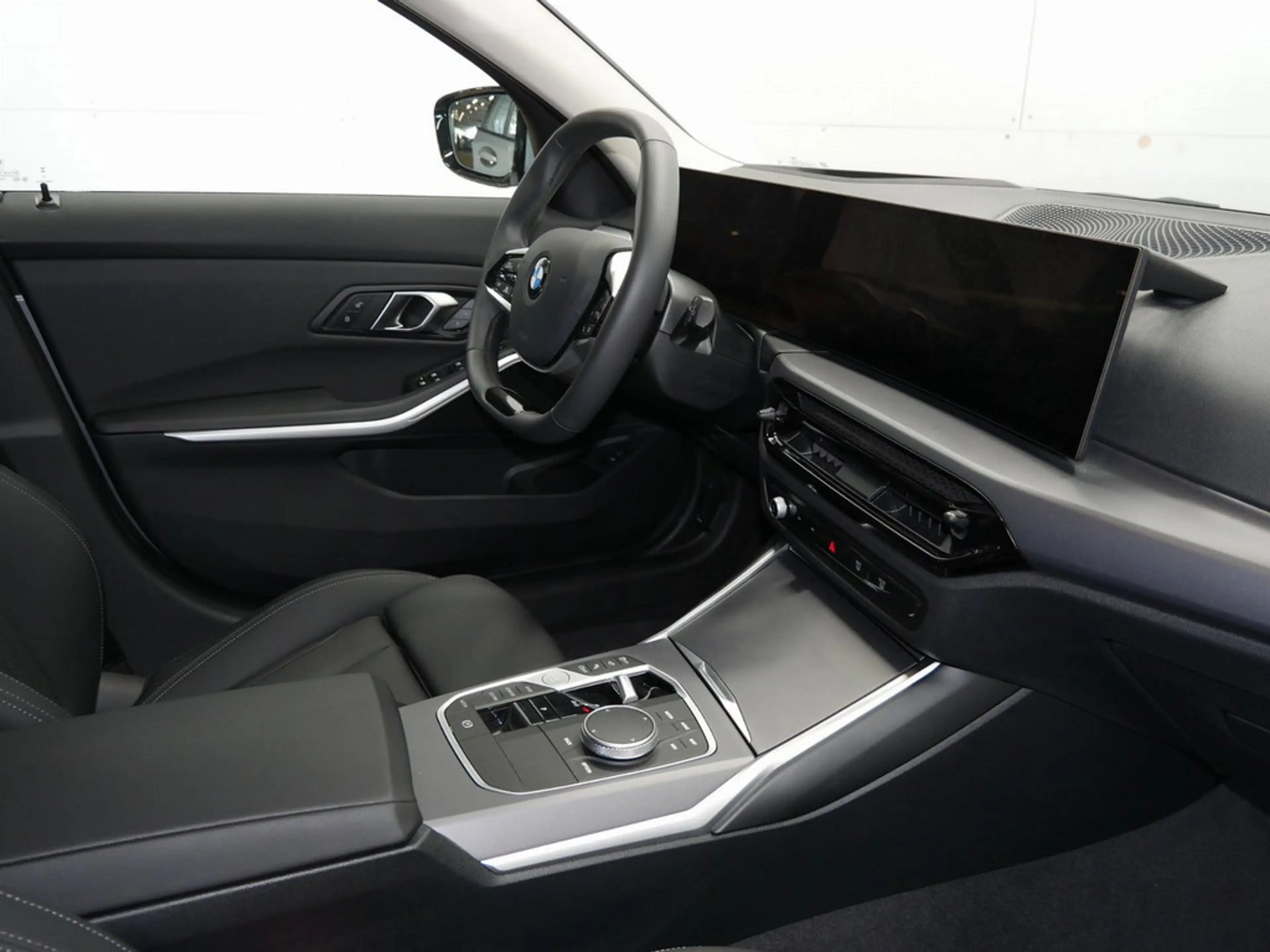 BMW 318 i Touring AHK+HUD+SPORTSITZE+ACC — photo 9