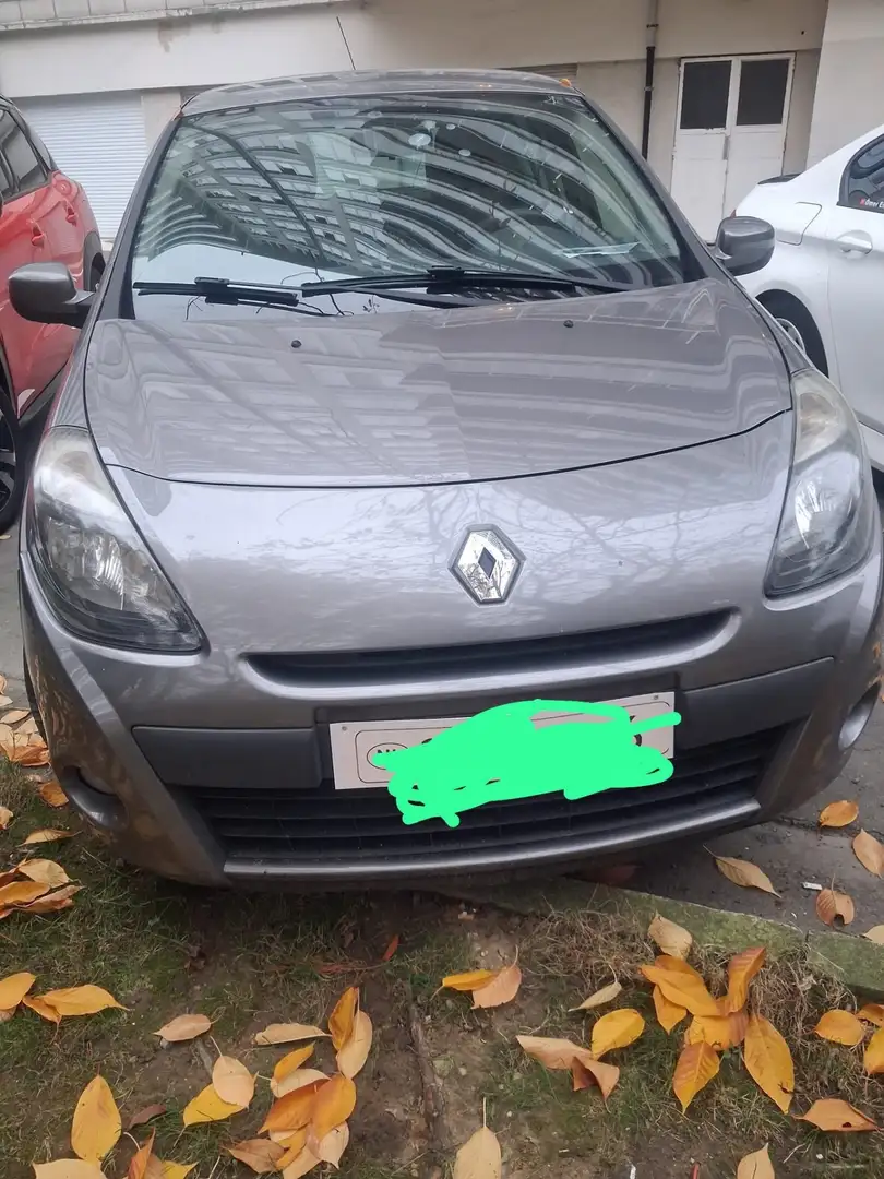 Renault Clio 1.2i Exception - 1