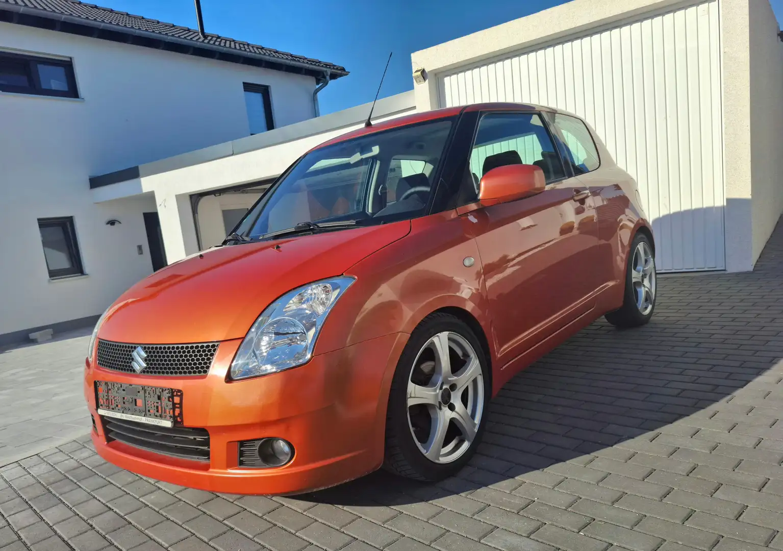 Suzuki Swift Swift 1.3 Comfort+ Orange - 1
