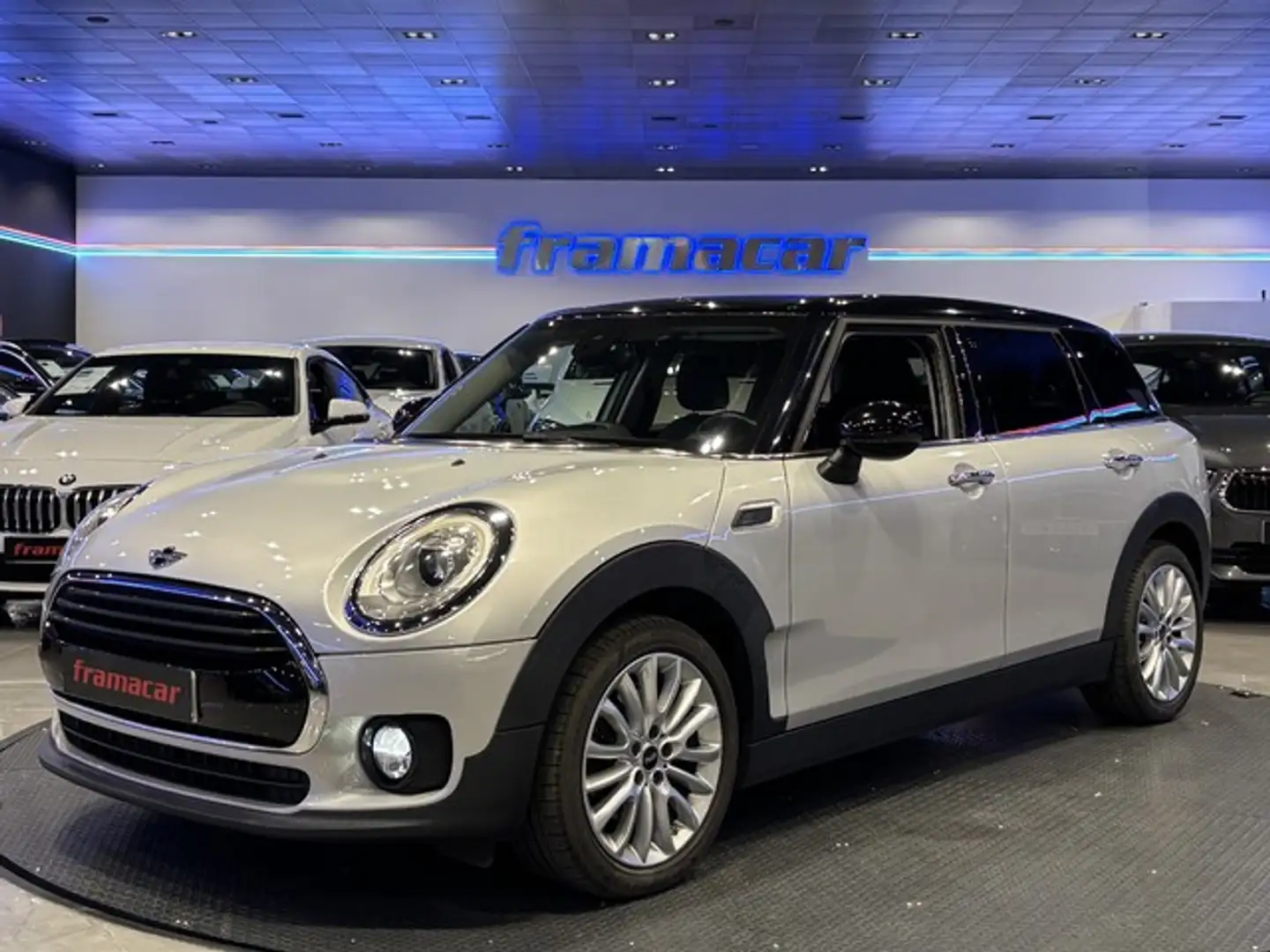 MINI Cooper D Plateado - 1