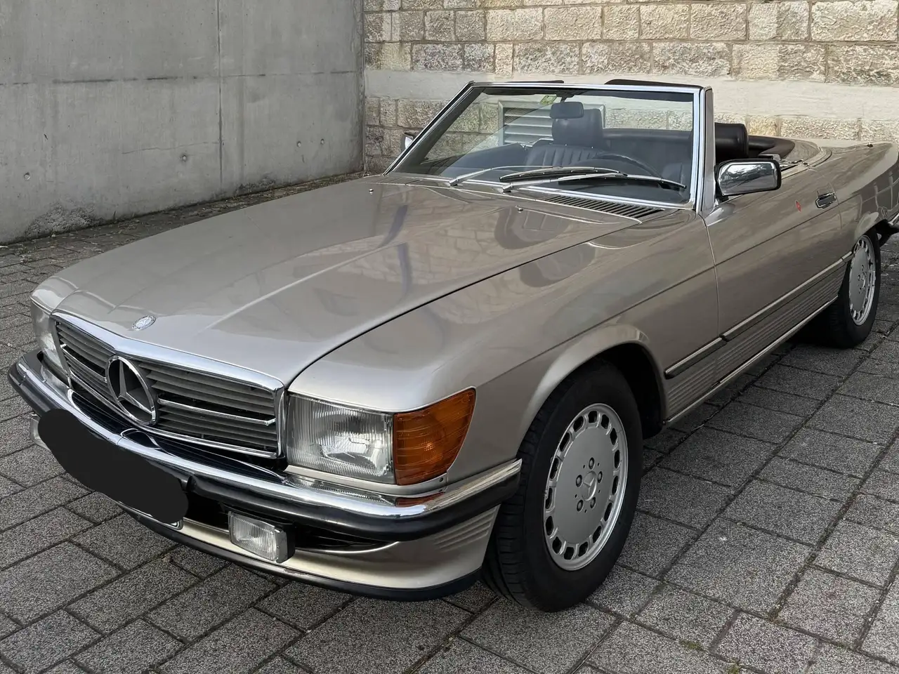 Mercedes-Benz SL 300 r 107, foto 1