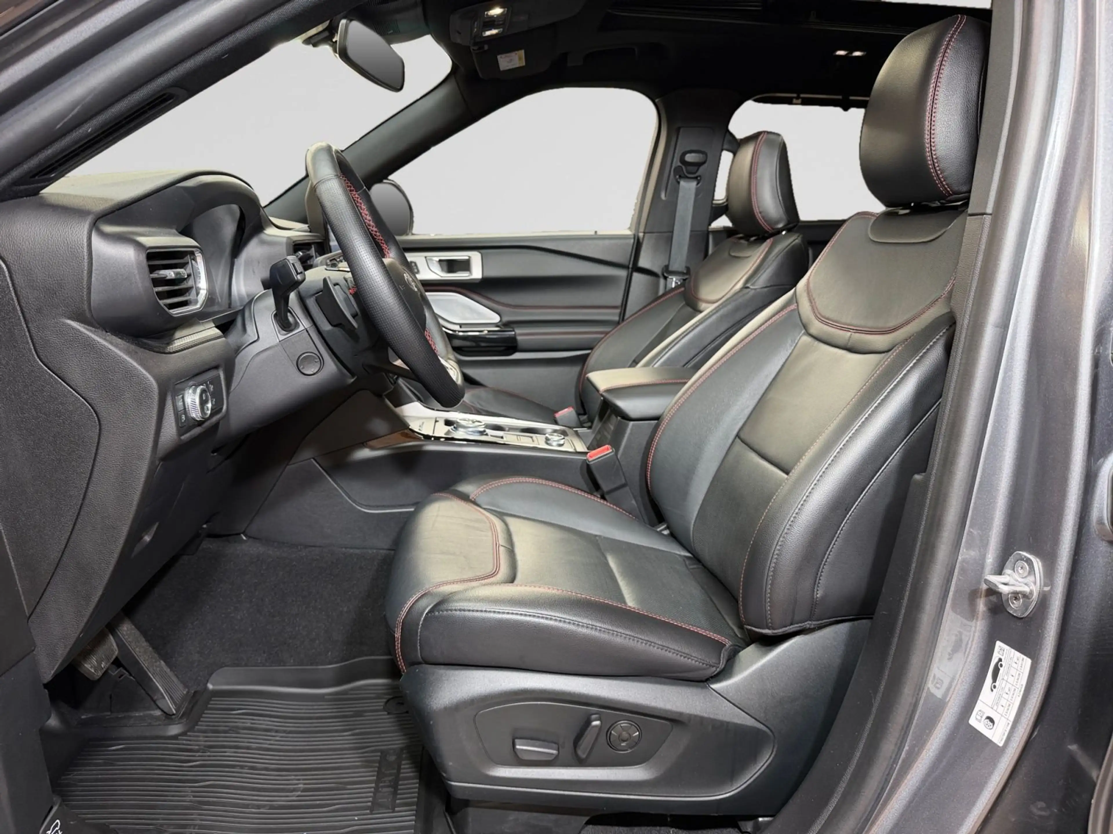 Ford Explorer ST-Line 3.0i EcoBoost 457ch PHEV — photo 5