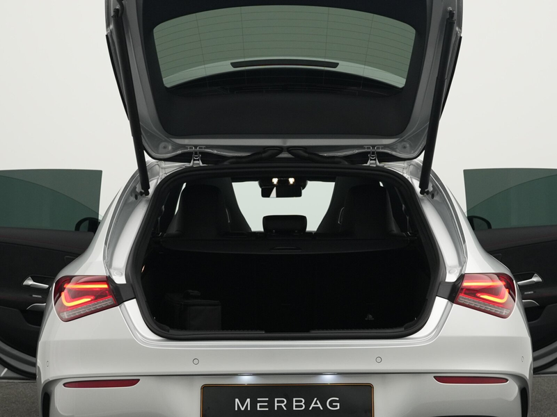 Mercedes-Benz CLA 250 CLA 250 e Shooting Brake Multi+Pano+AHK+Night Navi — photo 15