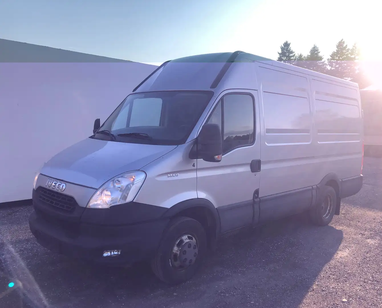 Iveco Daily Daily  35C17 Silber - 1