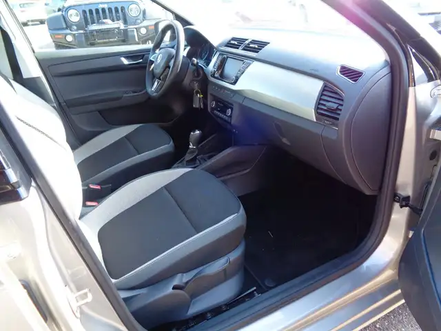 Skoda Fabia view 11