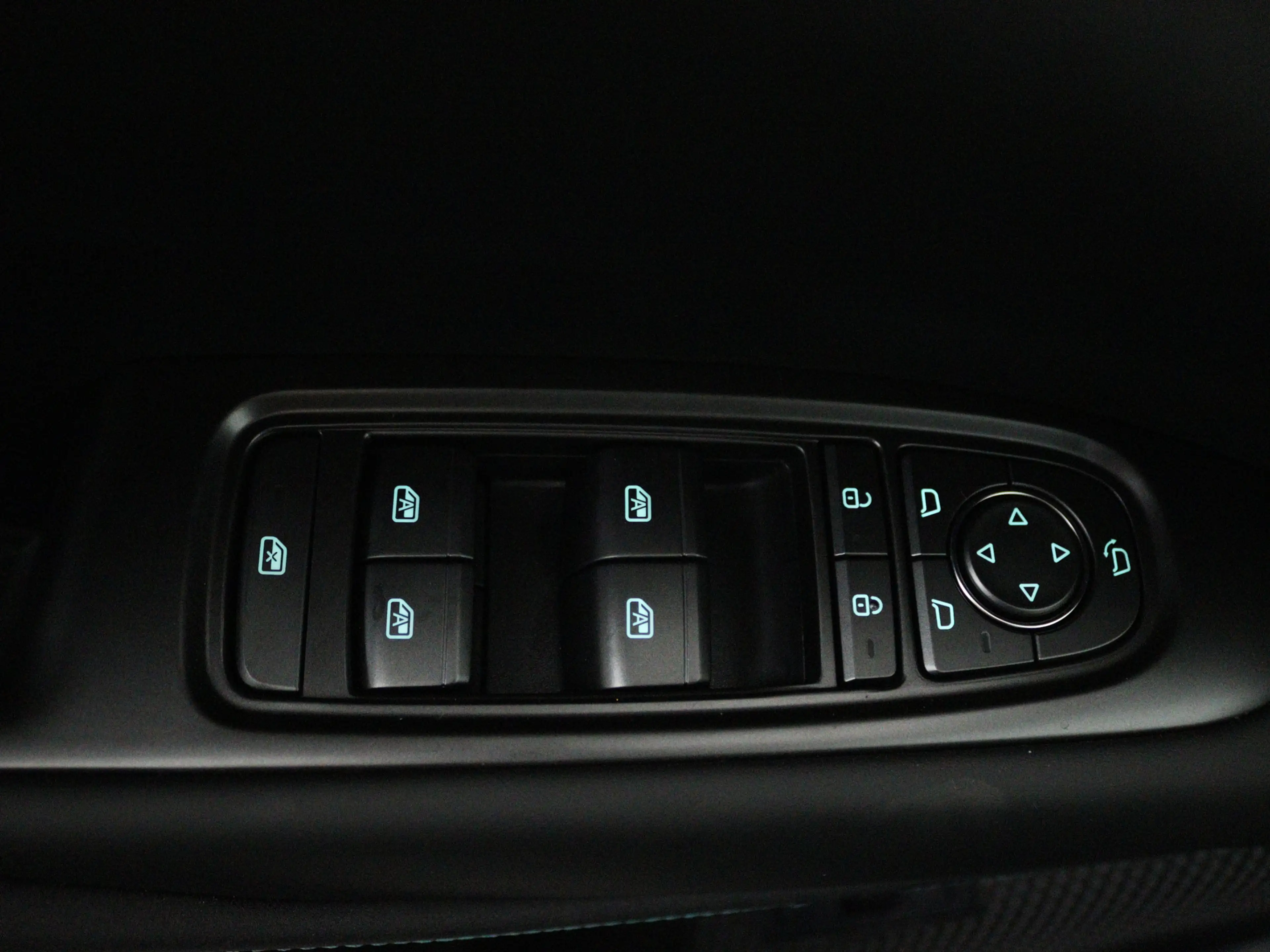 BYD Seal 6 Touring 1.5 DM-i Comfort | Inclusief € 4000,- ACTI — photo 4