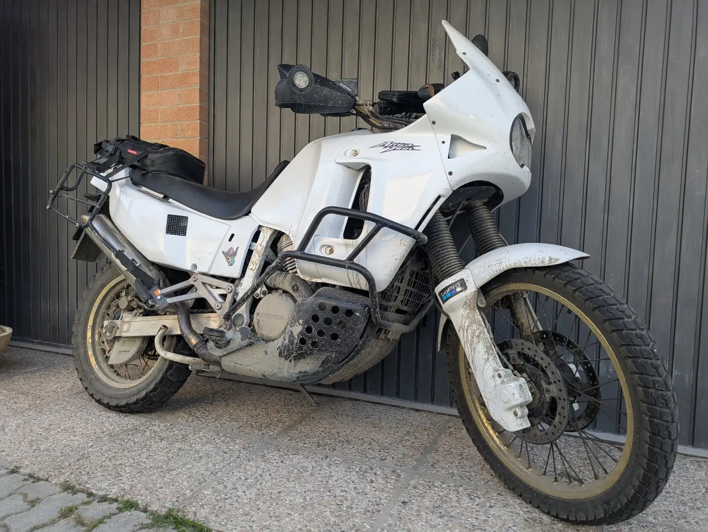 Honda XRV 750 africa twin rd04 Wit - 1