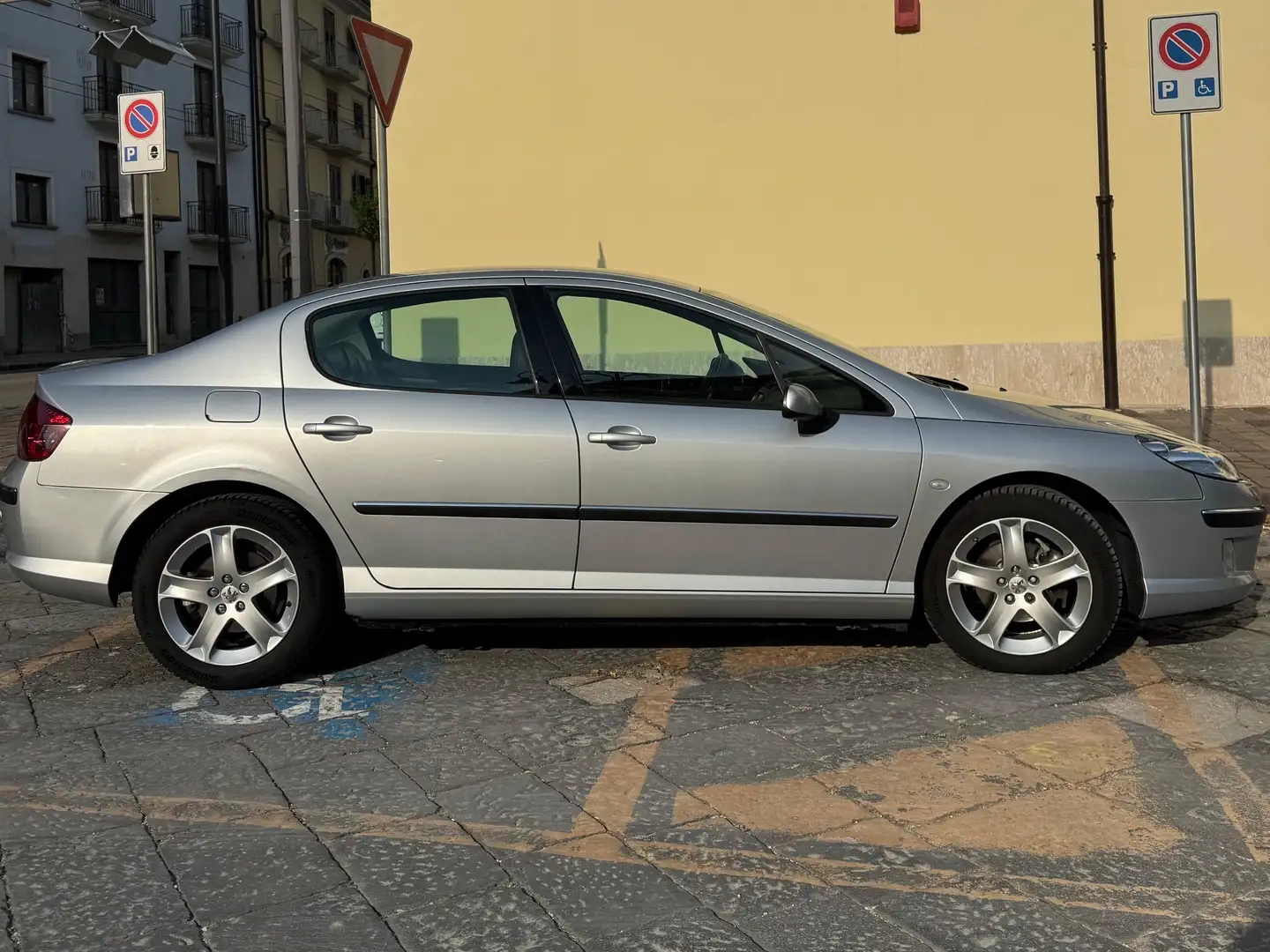 Peugeot 407 407 2004 Berlina 2.0 hdi 16v Confort fap Grigio - 2